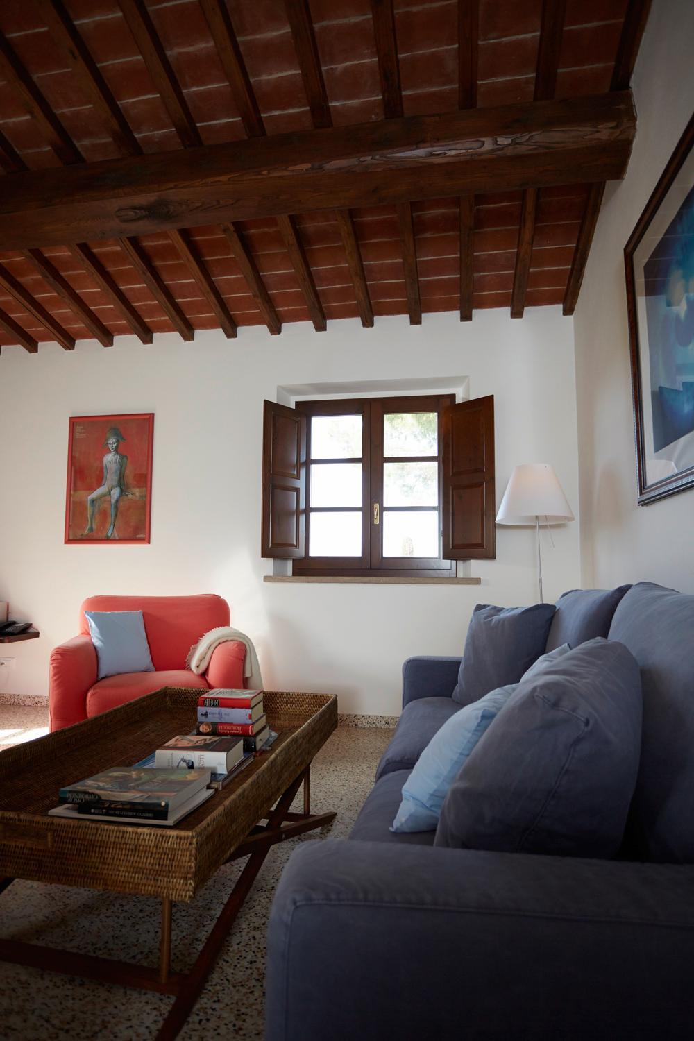 Apartment with Mountain View photo 3