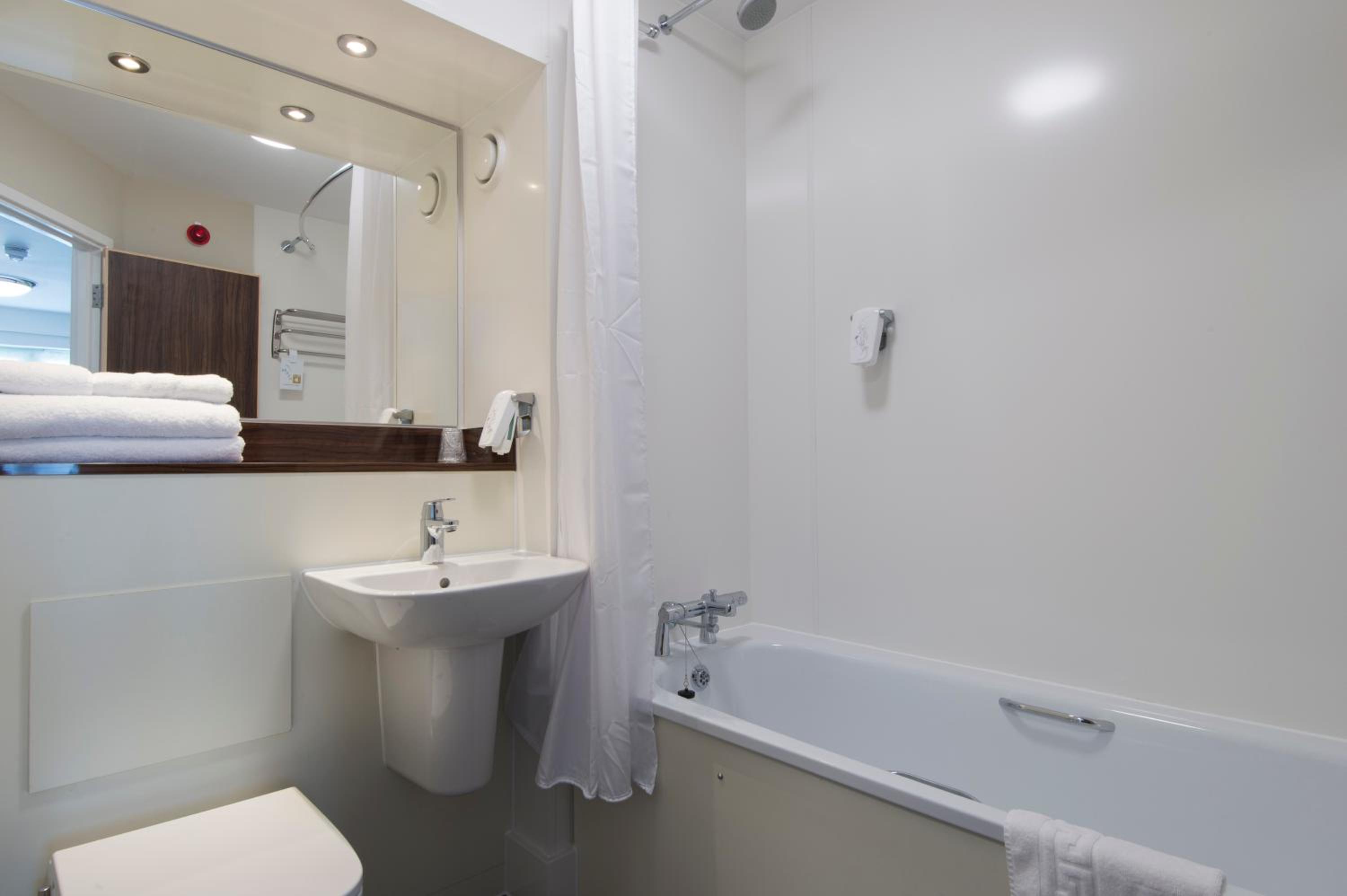 Double Room - Photo 5