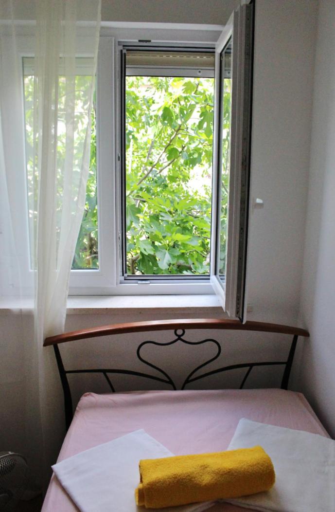 Single Room with Bathroom