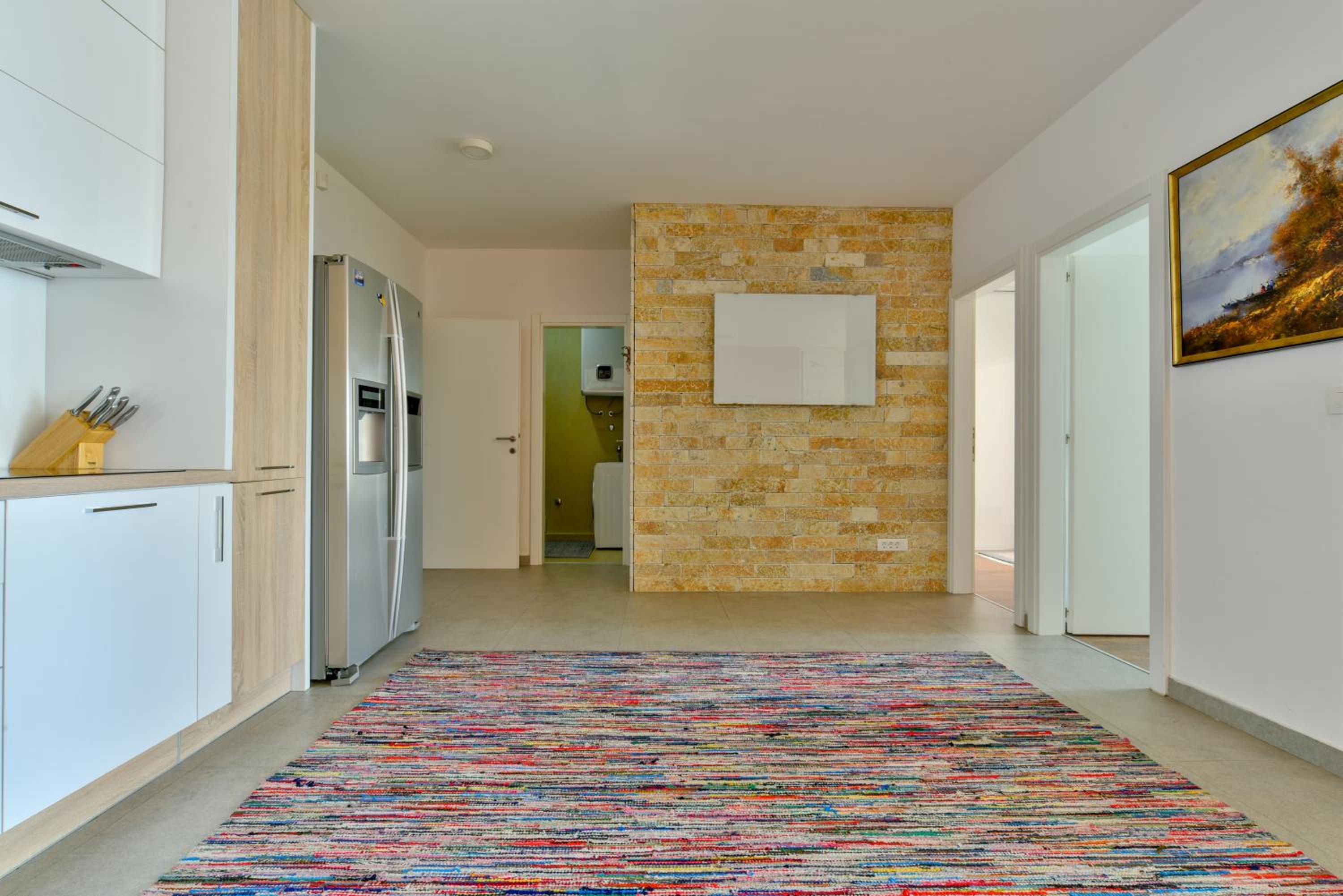 Apartment photo 3