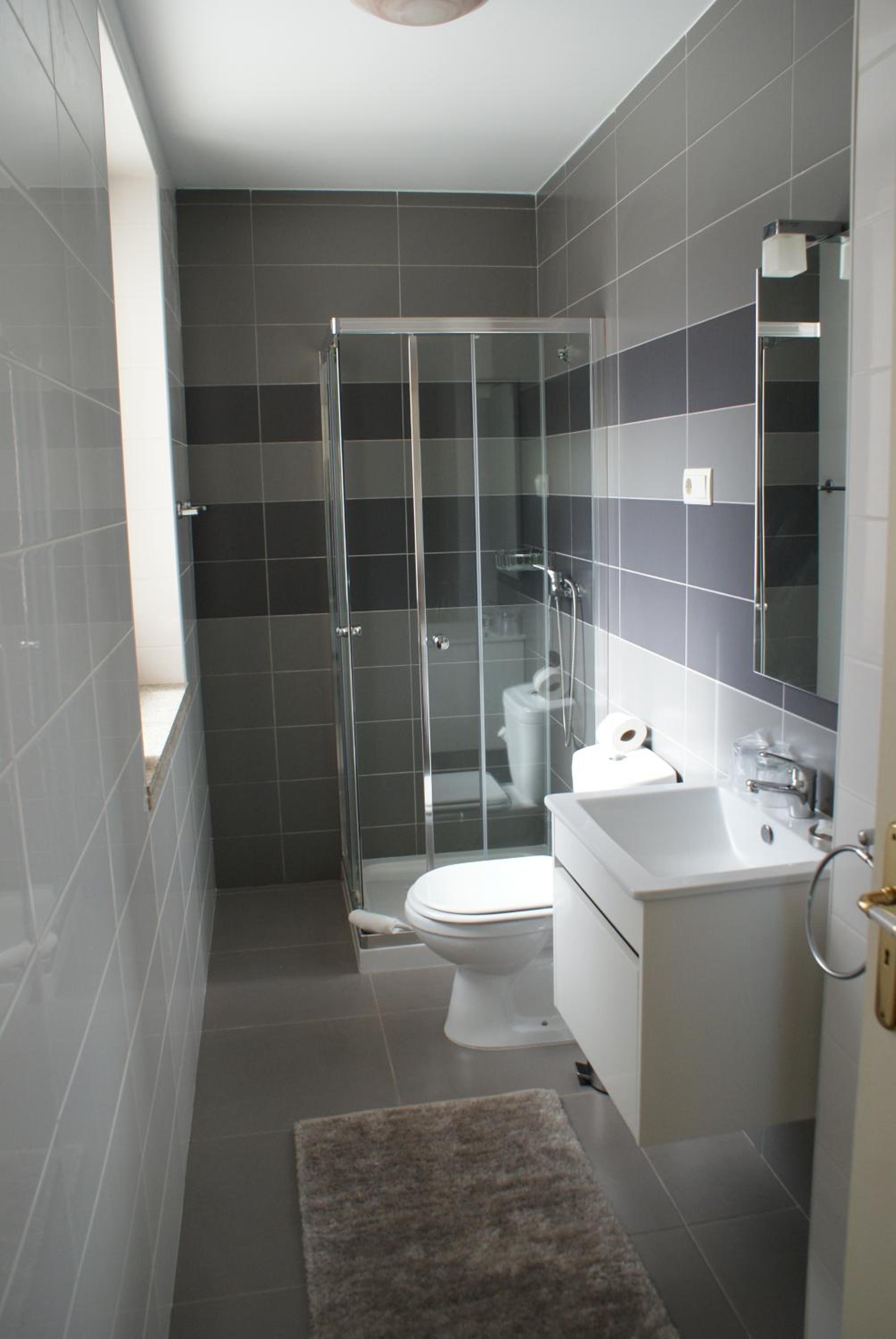 Double or Twin Room - Photo 5