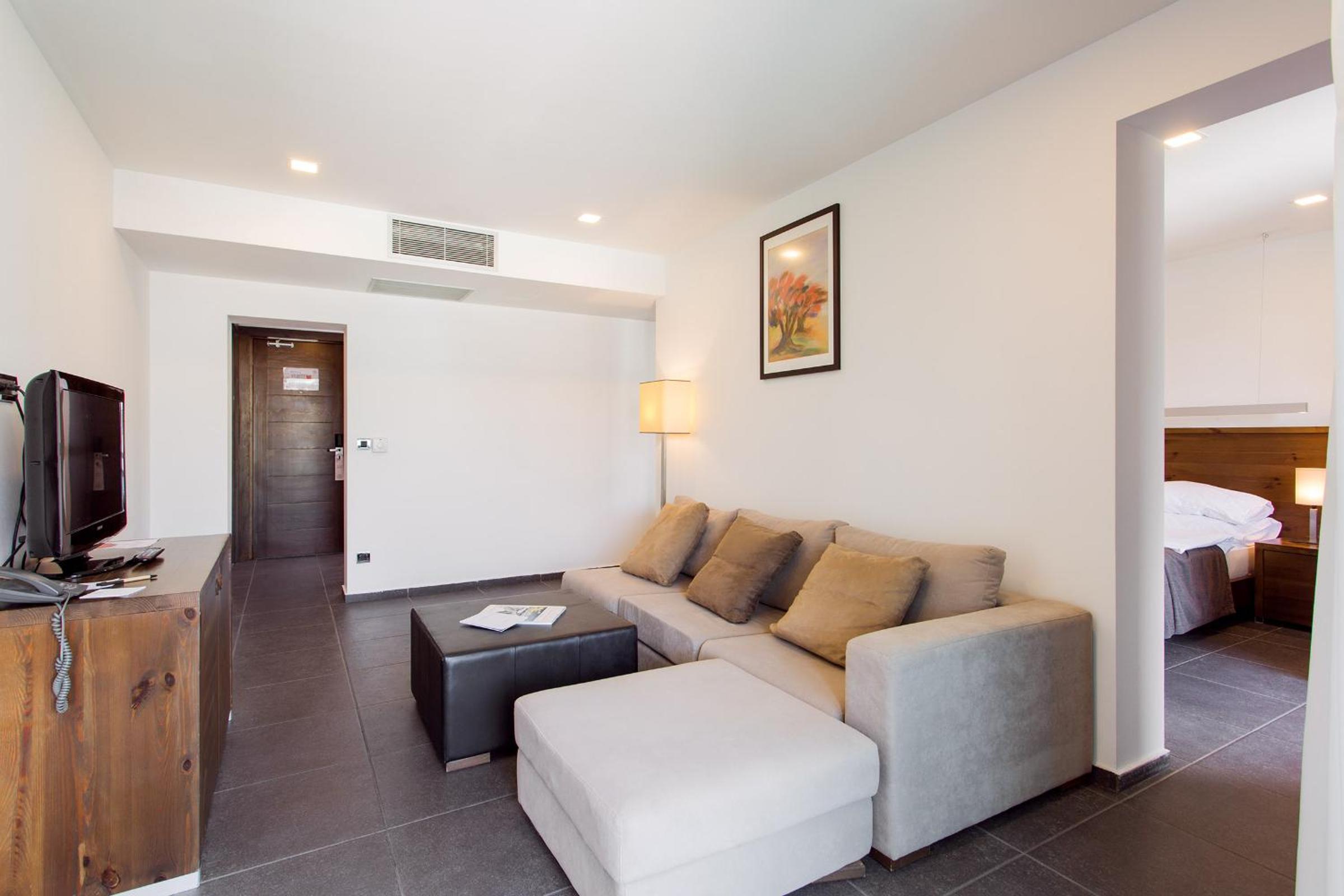 Superior Double Room - Photo 1
