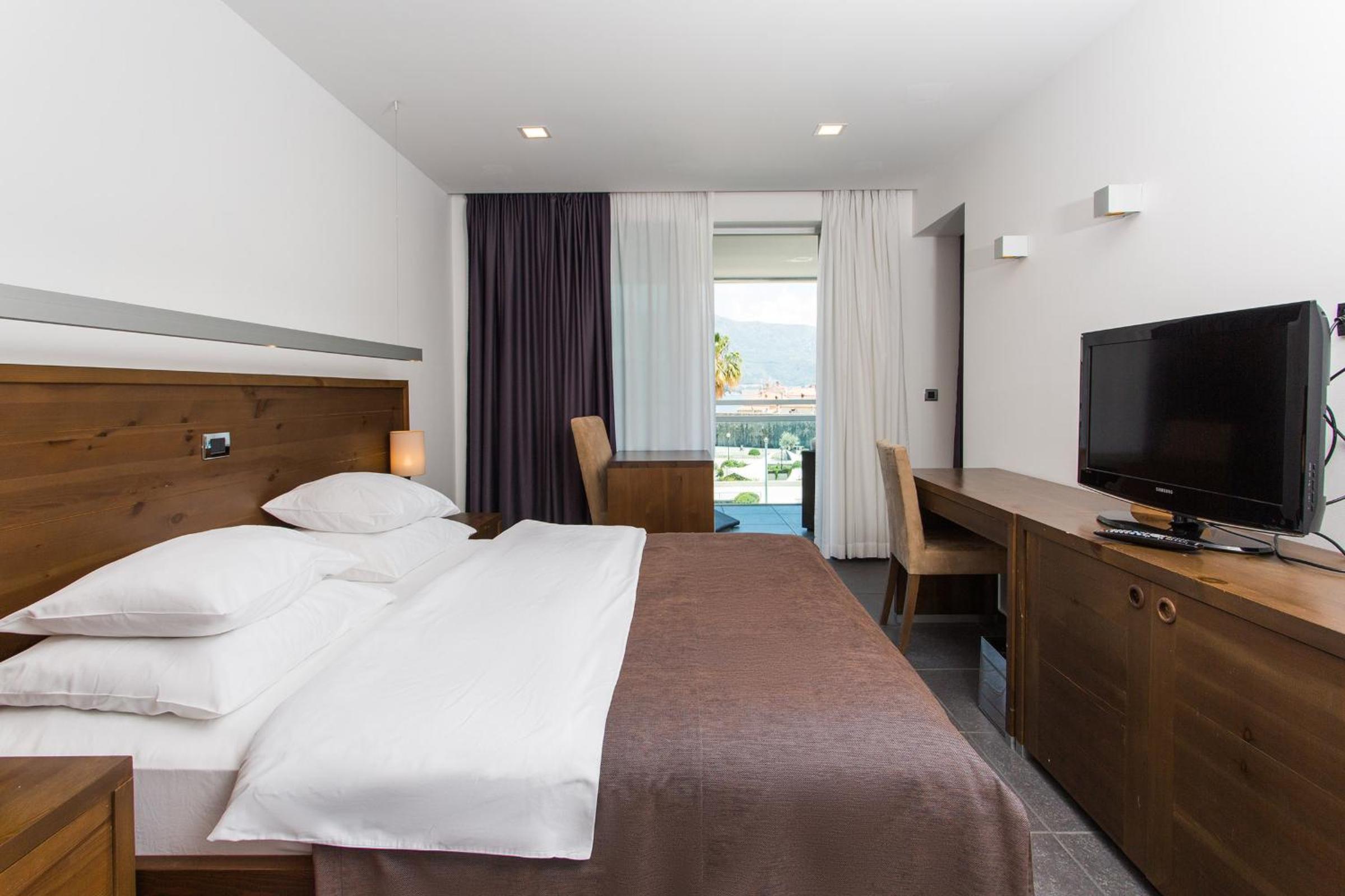 Superior Double Room - Photo 3