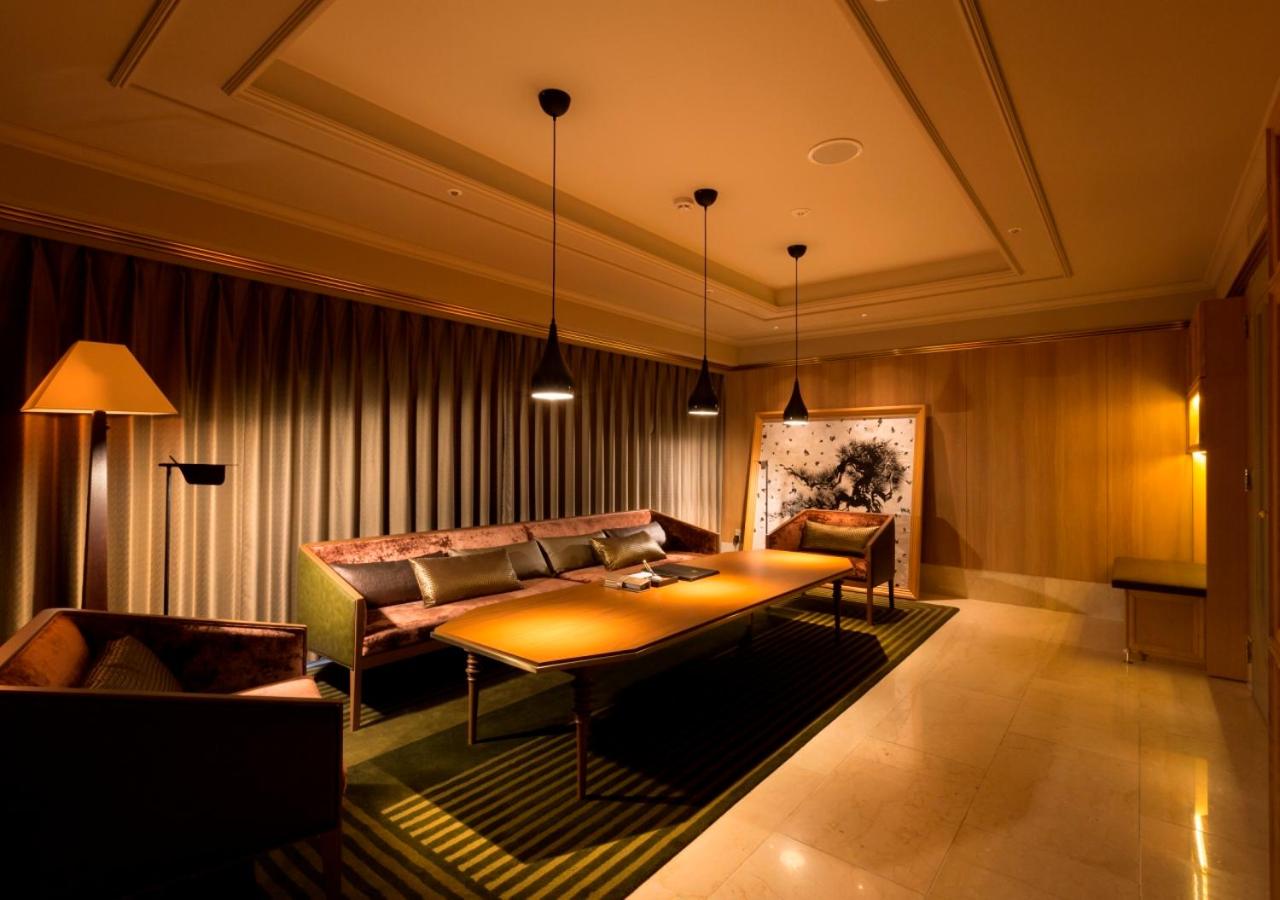 Suite with Club Lounge Access - Dinner and Breakfast Included - Vegan - Non-Smoking