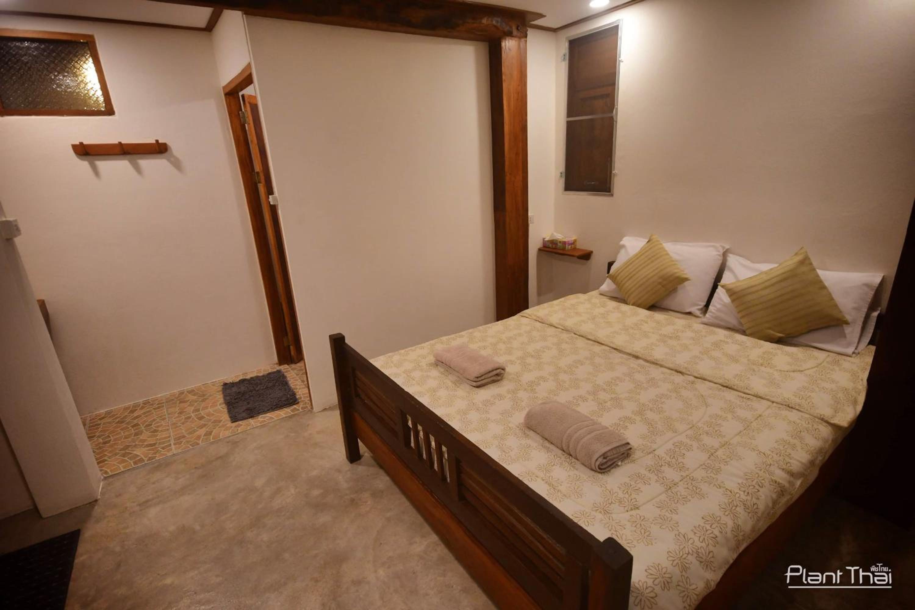 Standard Queen Room photo 1