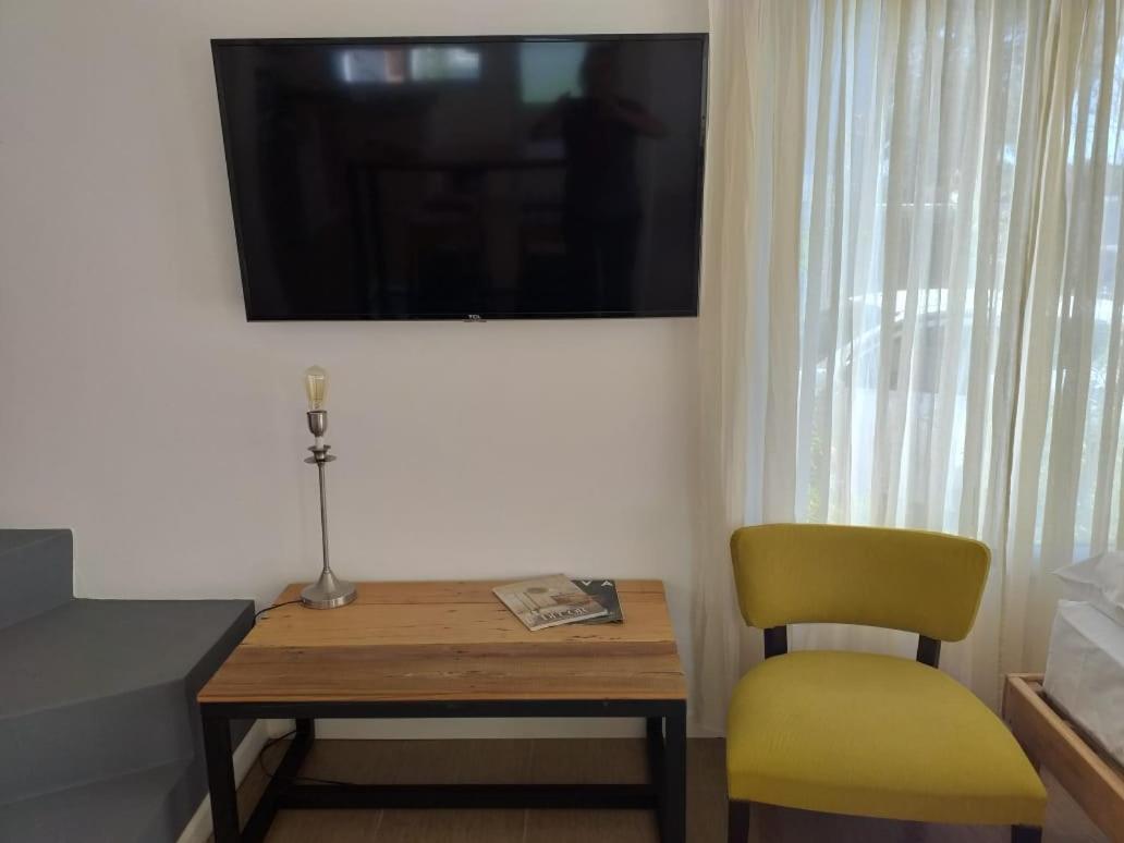Two-Bedroom Apartment photo 2