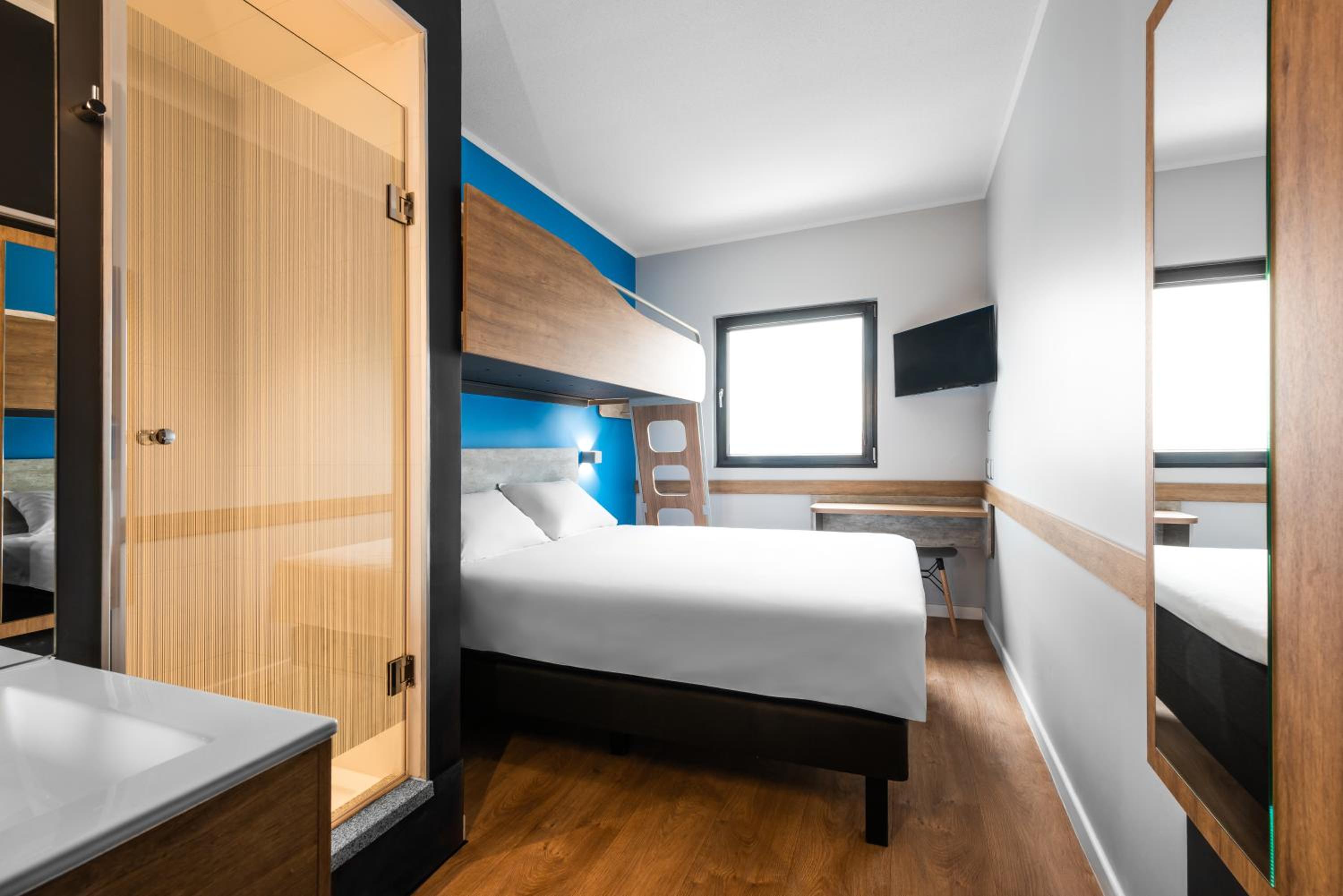 Standard Room - Photo 4