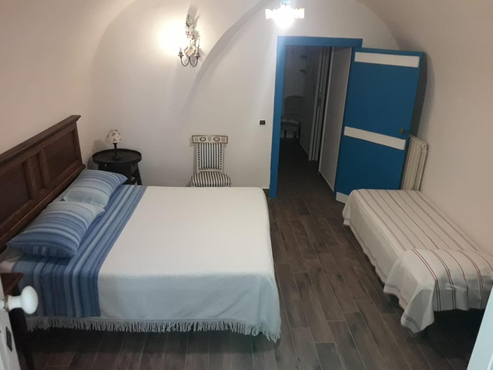 Deluxe Double or Twin Room - Photo 13