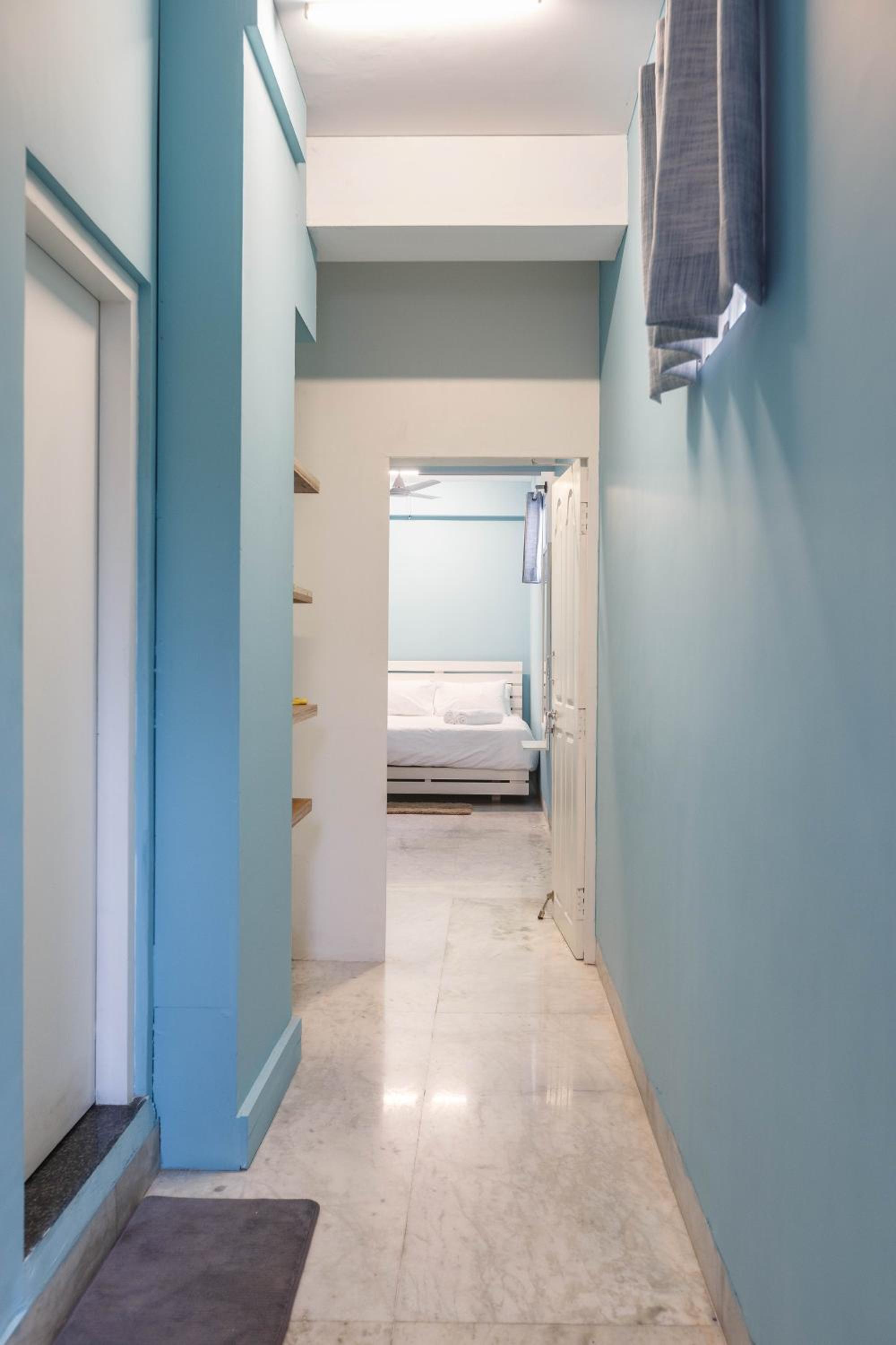 Large Double Room - Photo 4