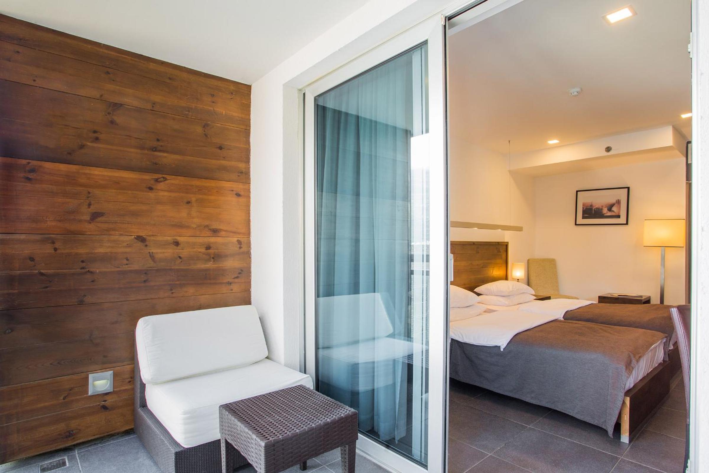 Standard Double or Twin Room - Photo 3
