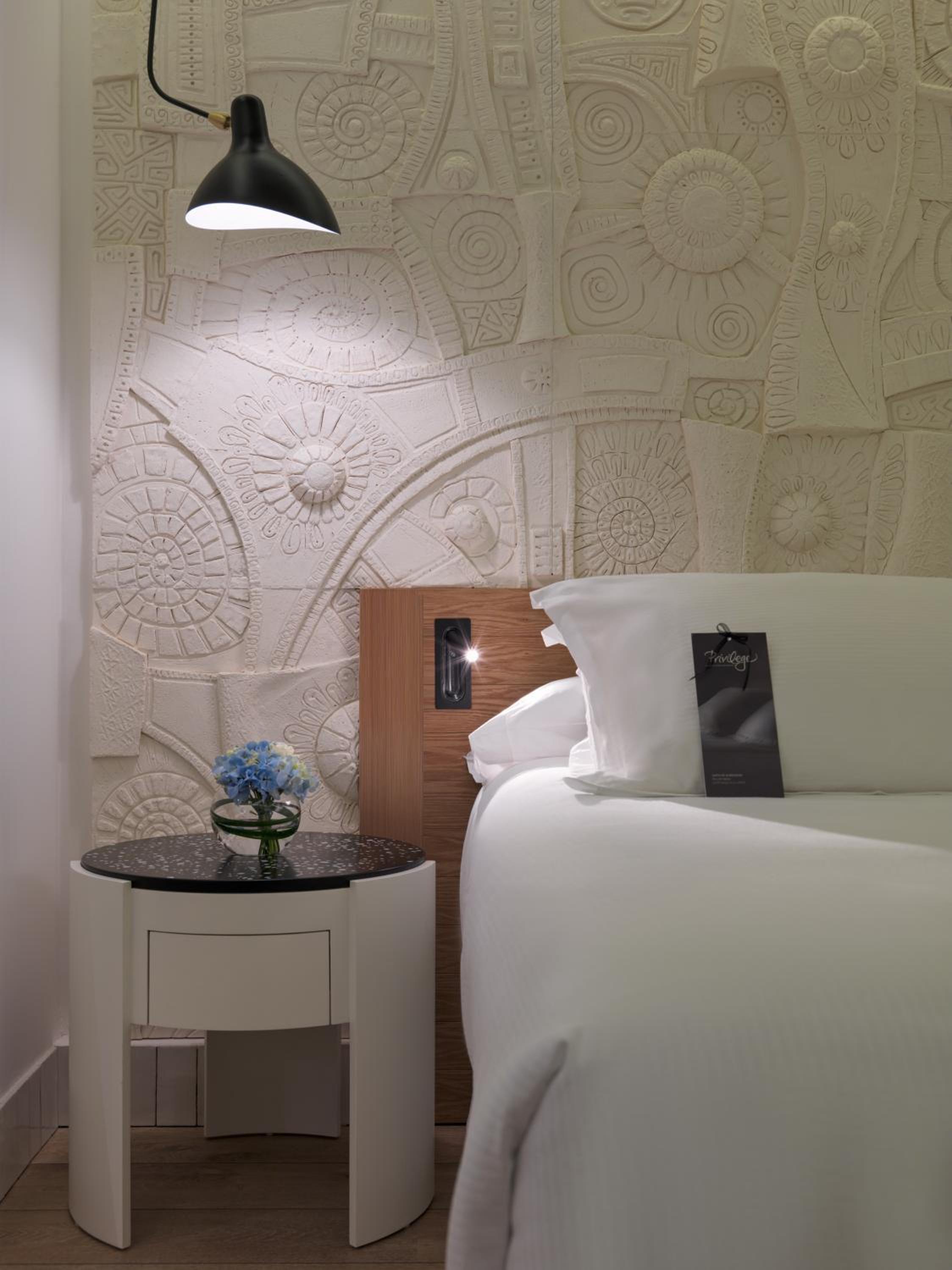 Junior Suite Privilege (1 Adult + 2 Children)