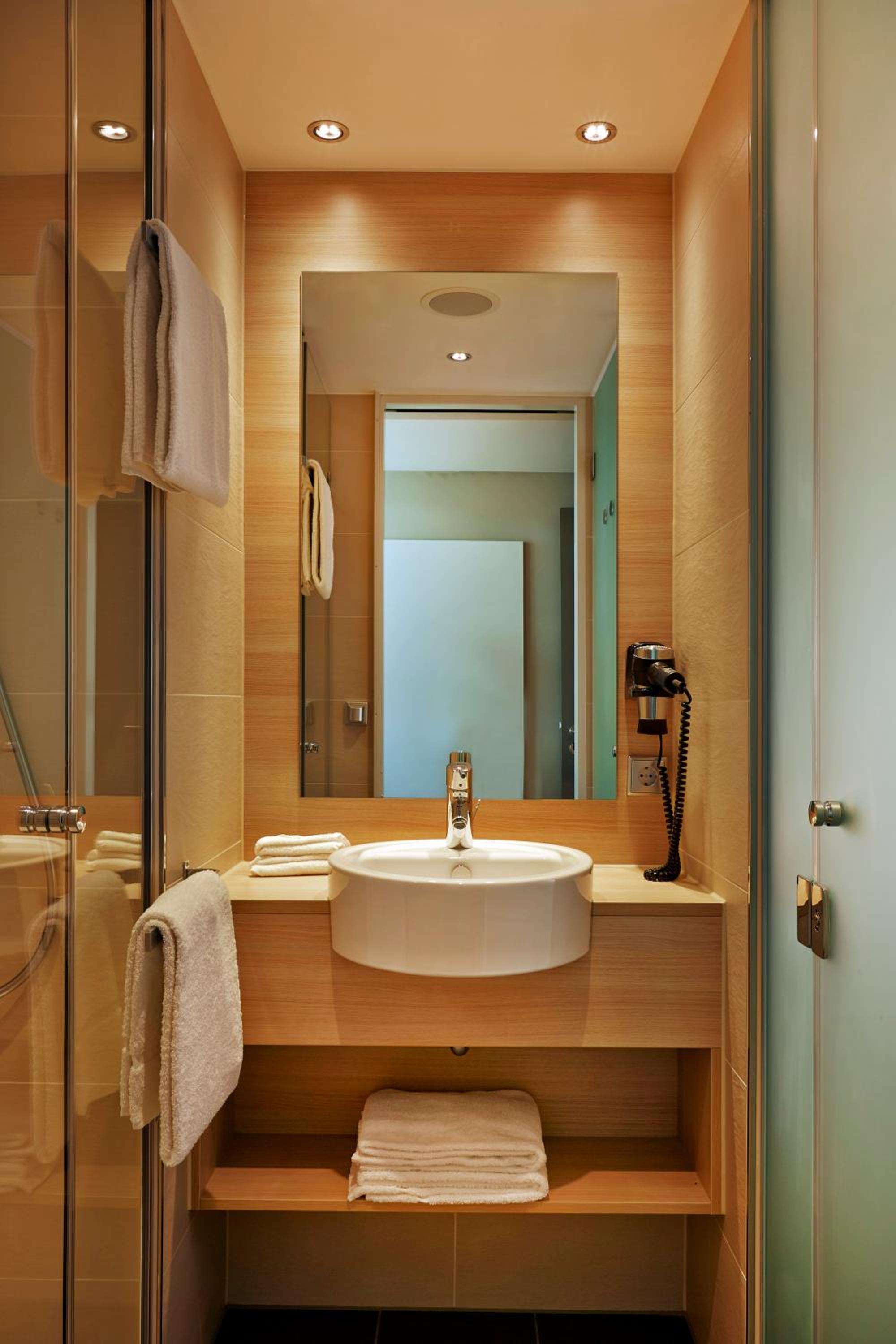 Comfort Double Room - Photo 6