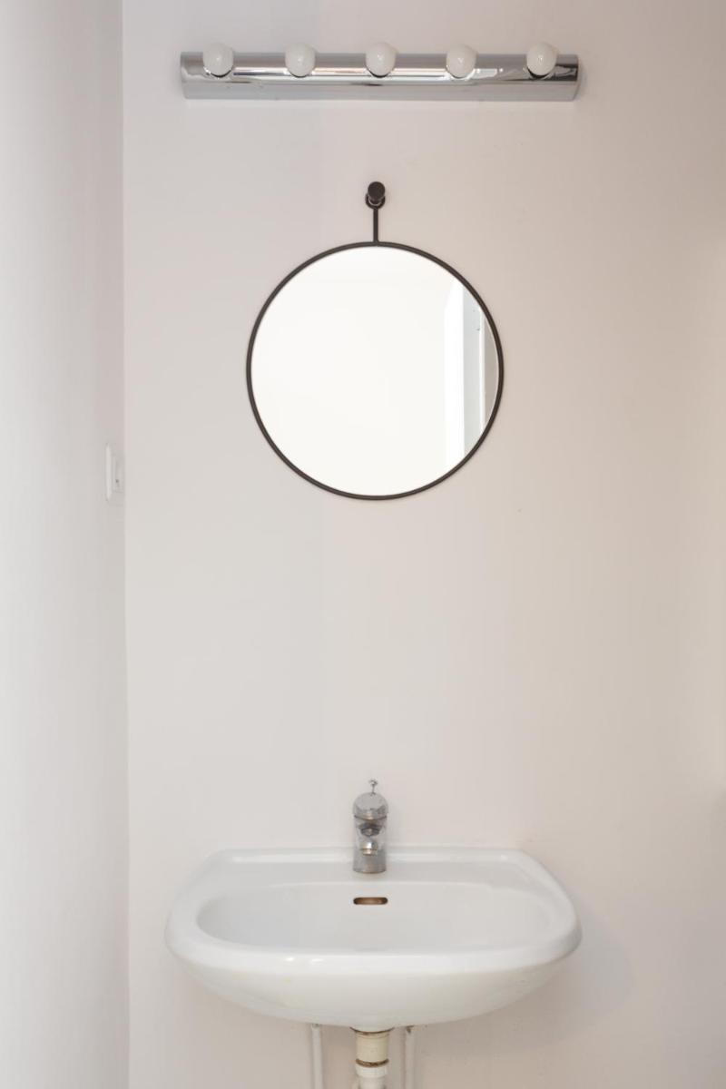 Studio Apartment photo 3