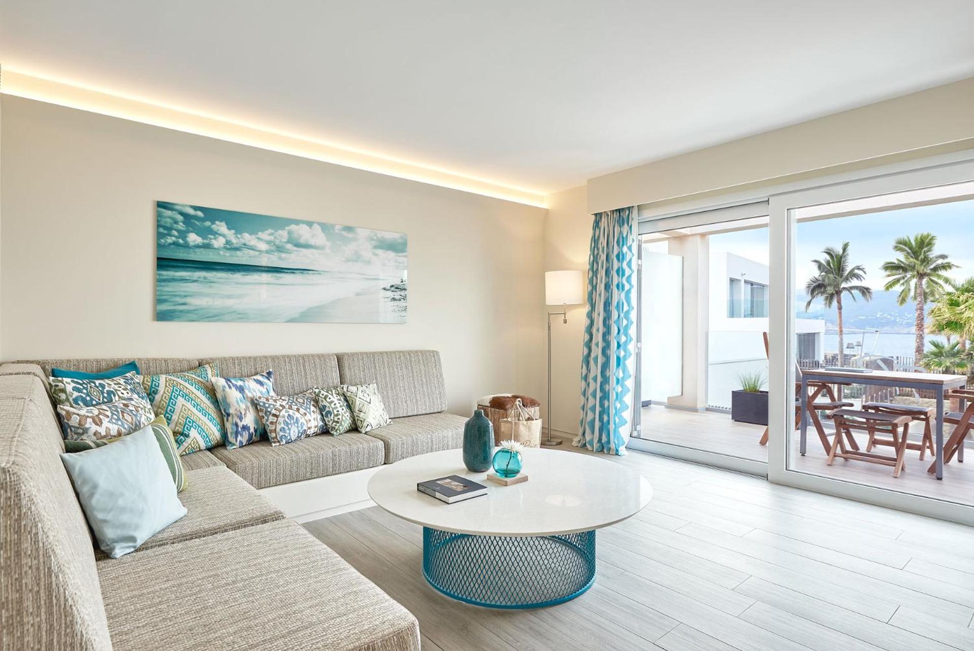 Deluxe Resort Infinity Suite