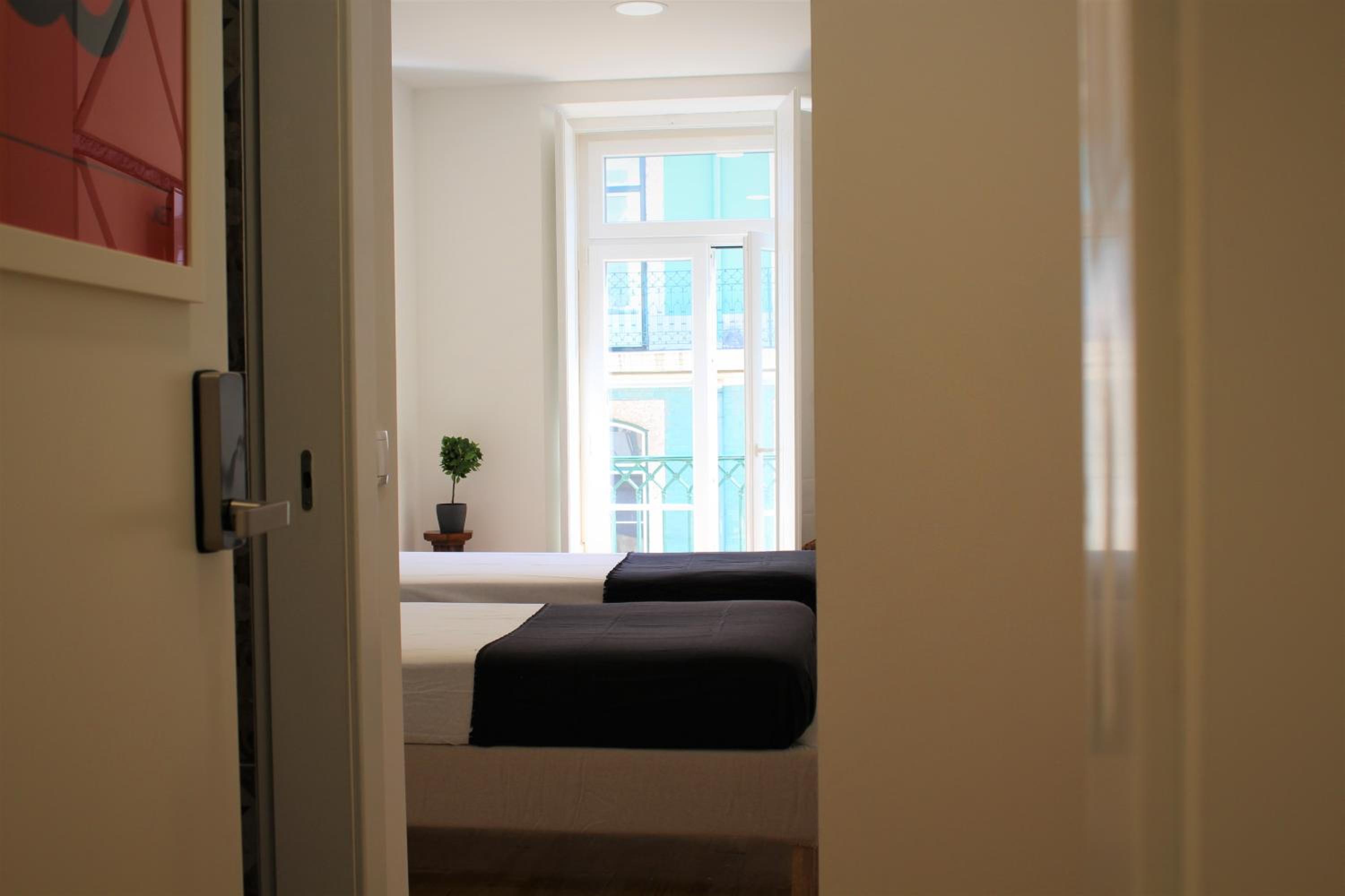 Standard Double or Twin Room with Balcony photo 2
