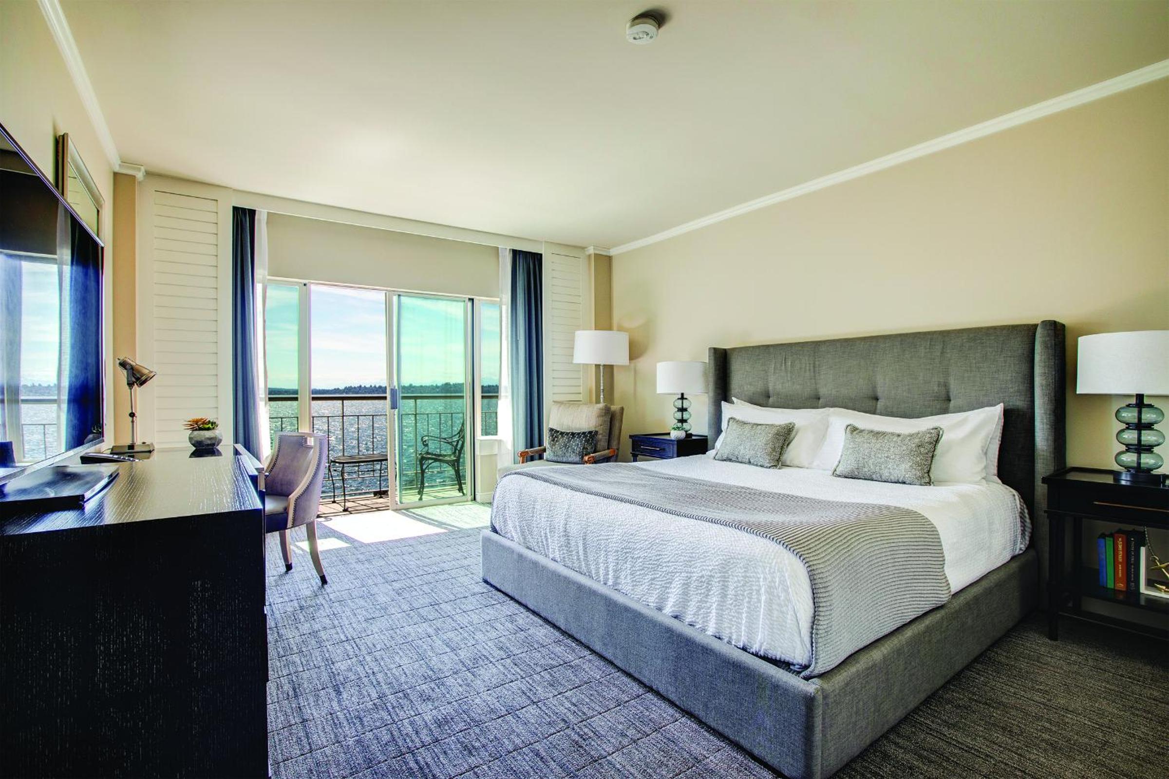 King Room with Balcony photo 3