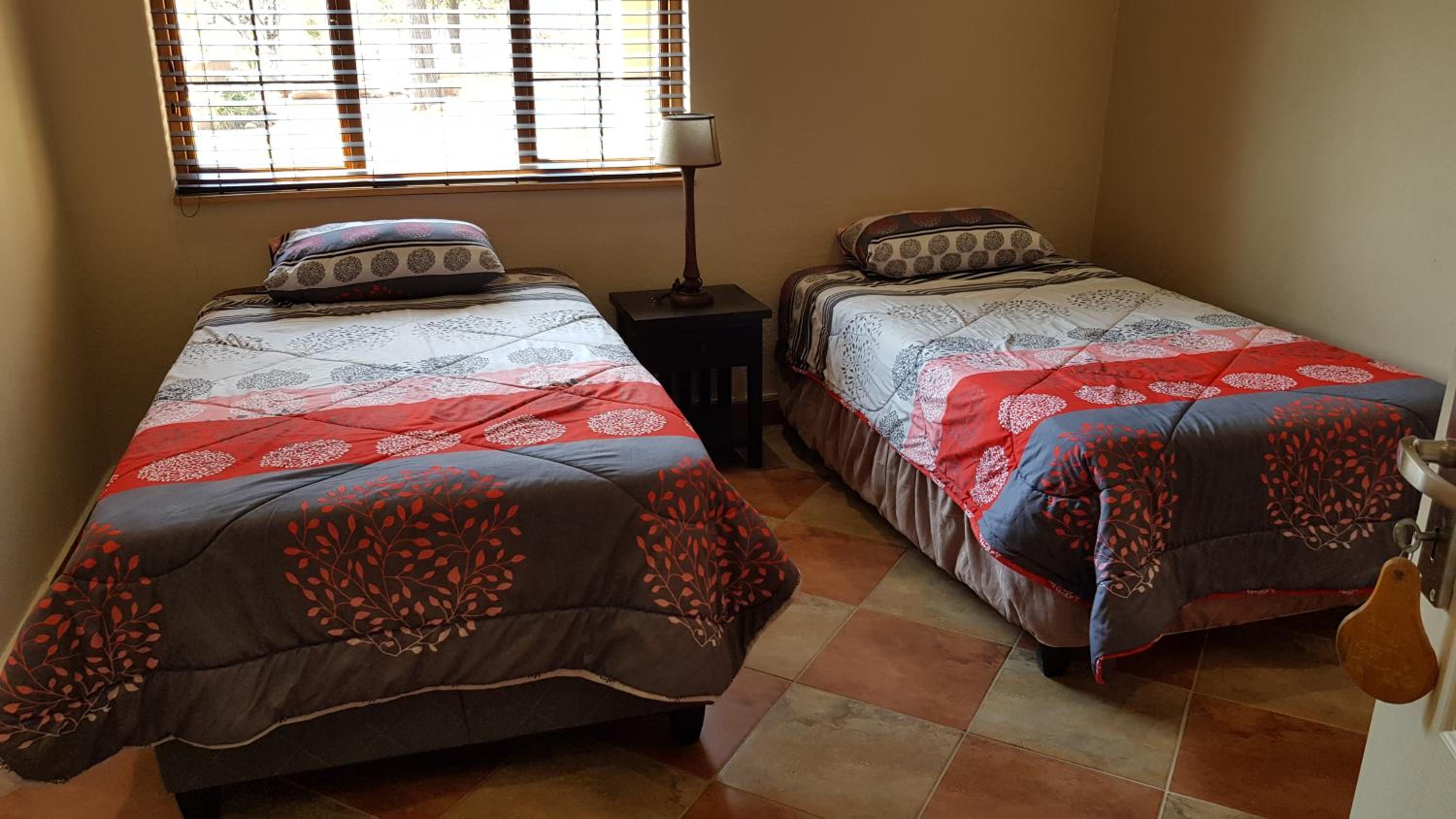 Three-Bedroom Apartment - Photo 10