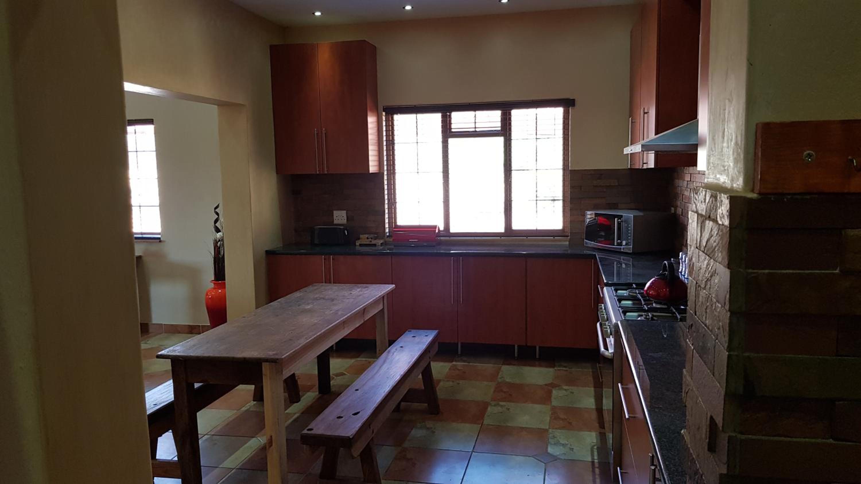 Three-Bedroom Apartment - Photo 42