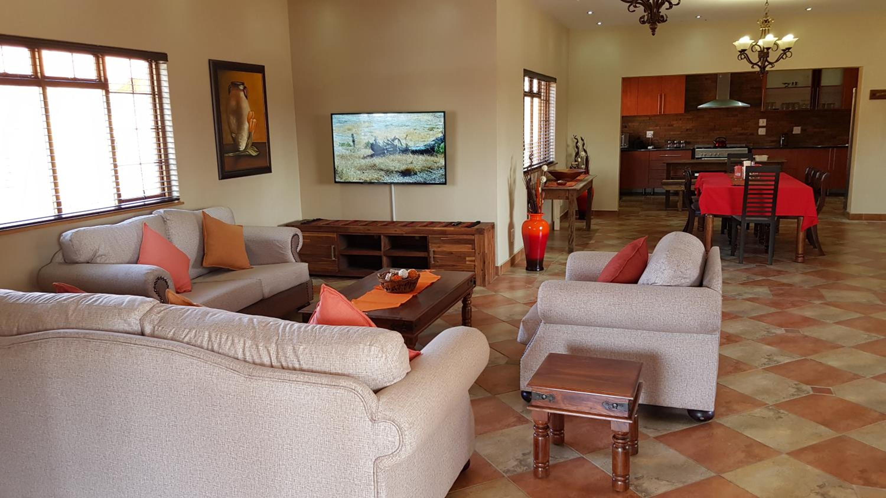 Three-Bedroom Apartment - Photo 13