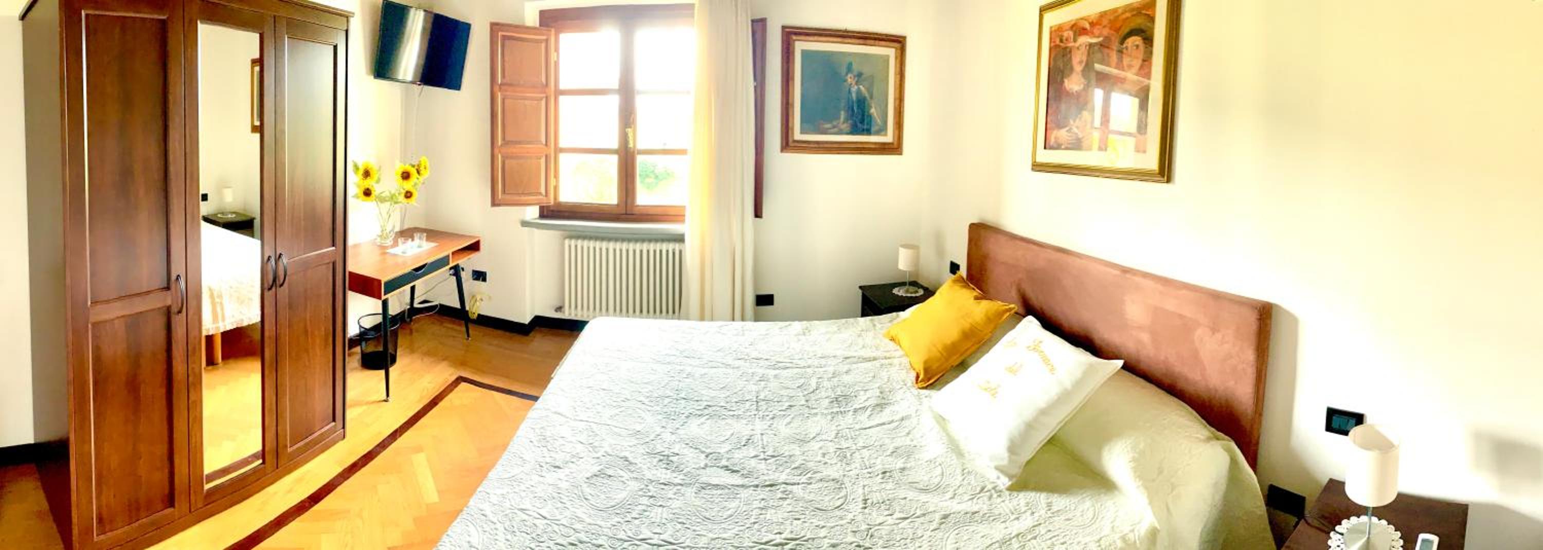 Double Room with Private Bathroom - Photo 1