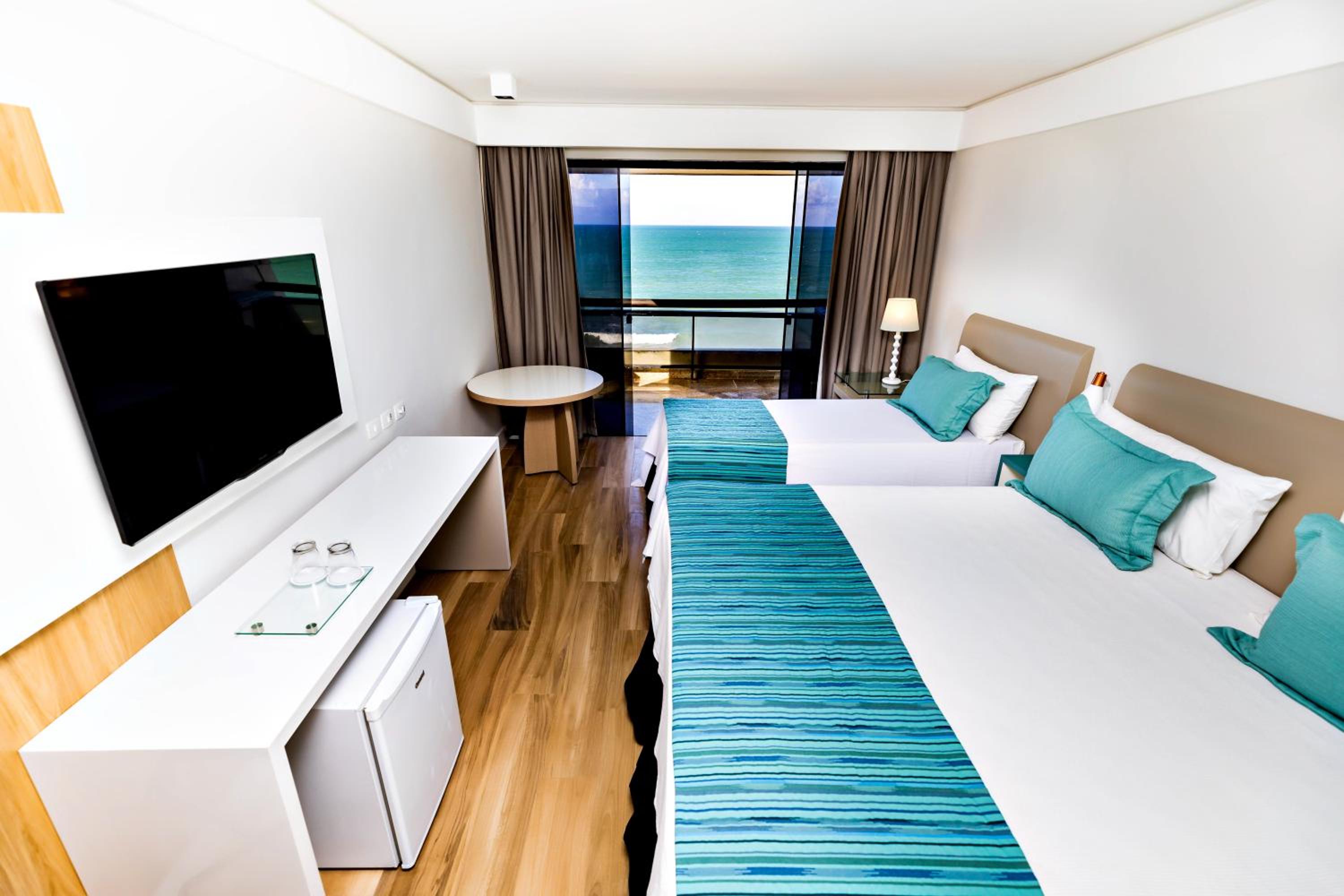 Junior Suite with Sea View (2 Adults + 1 Child) - All Inclusive Premium thumbnail 6