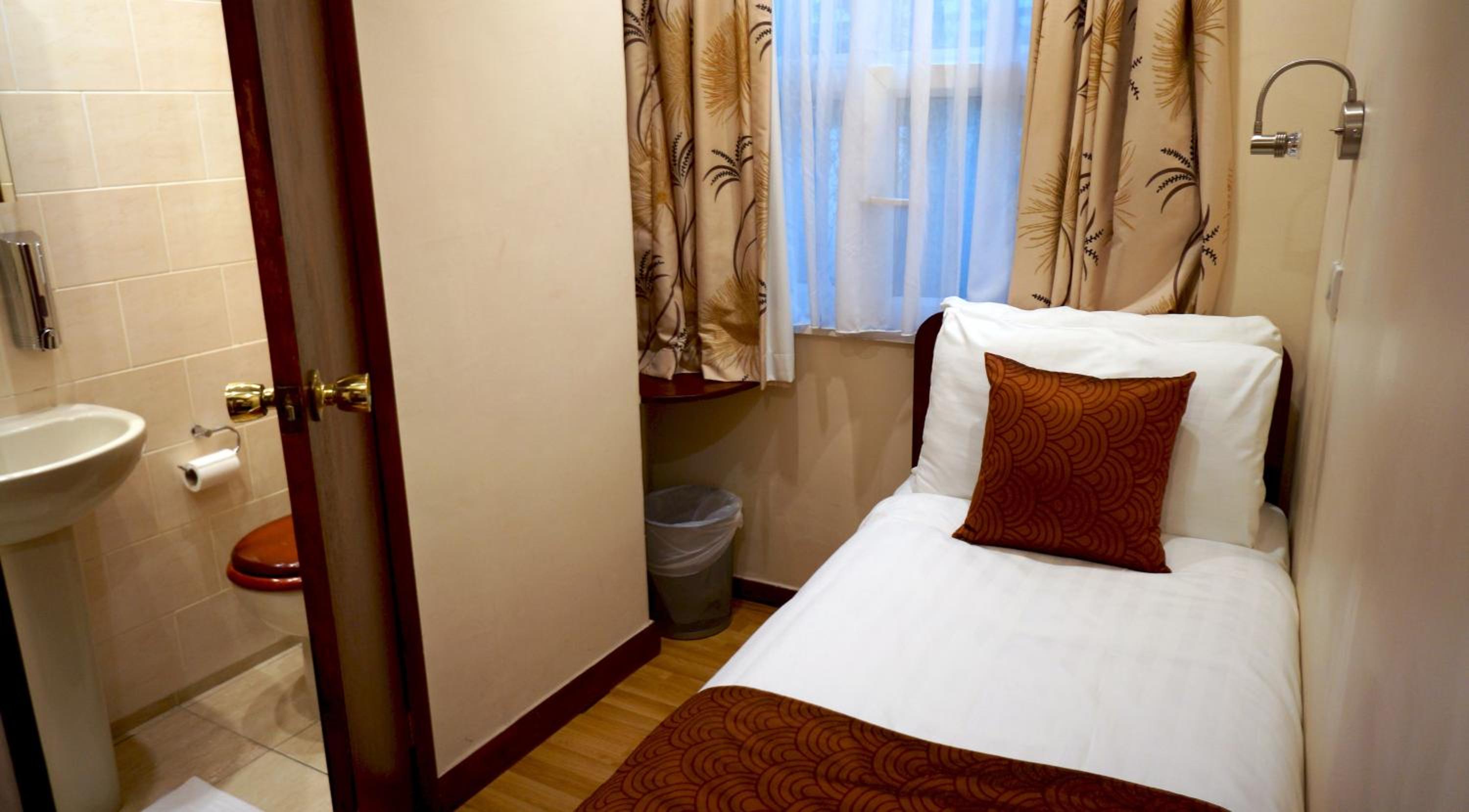 Single Room photo 1