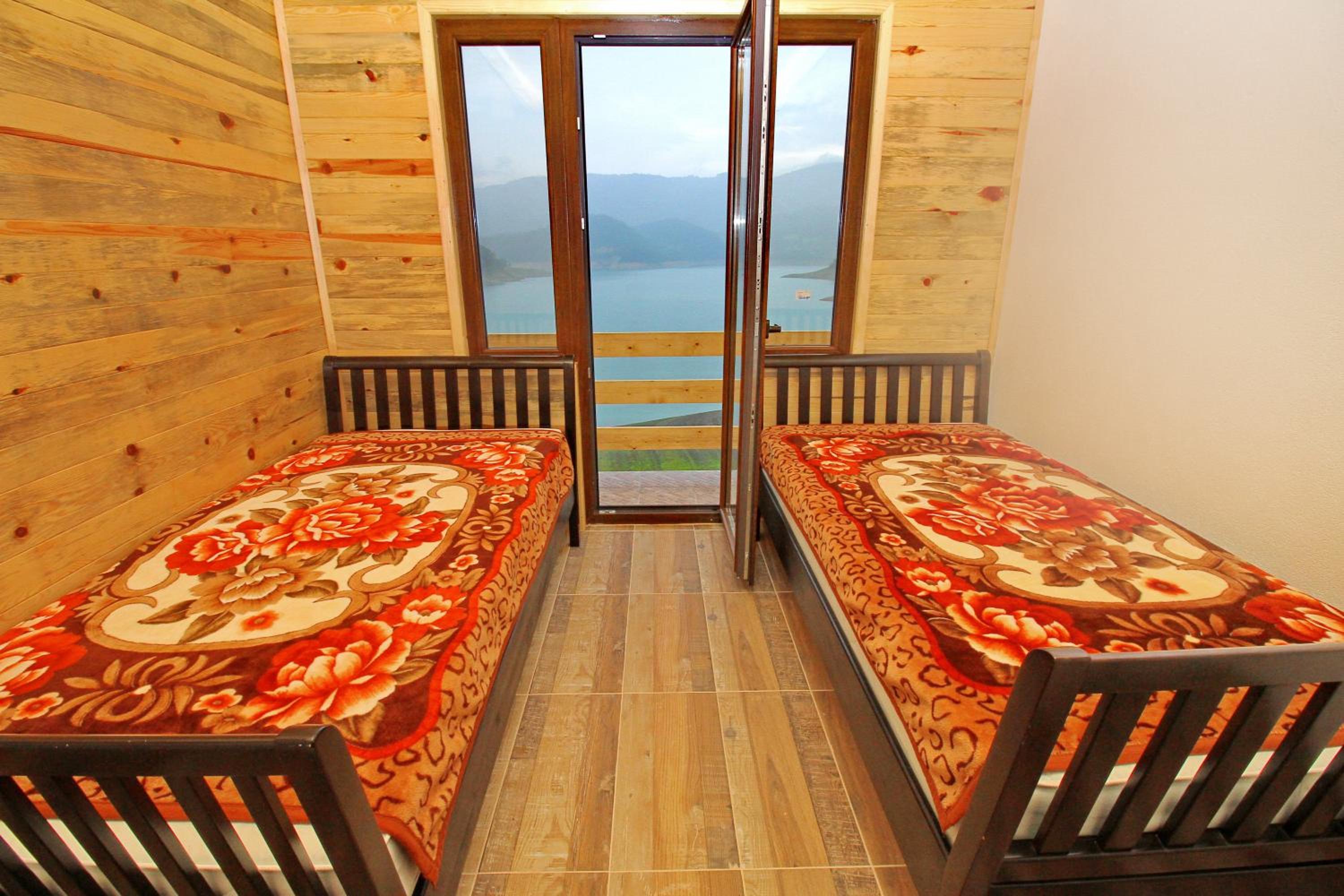 Apartment with Lake View photo 3