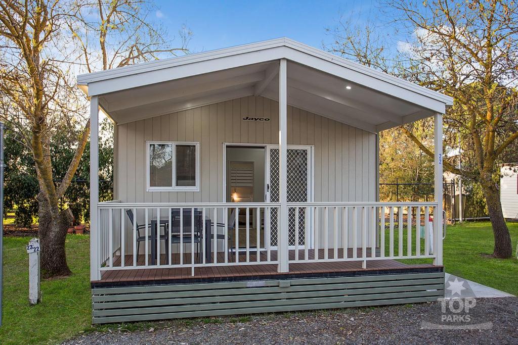Two-Bedroom Villa - No Pets photo 3