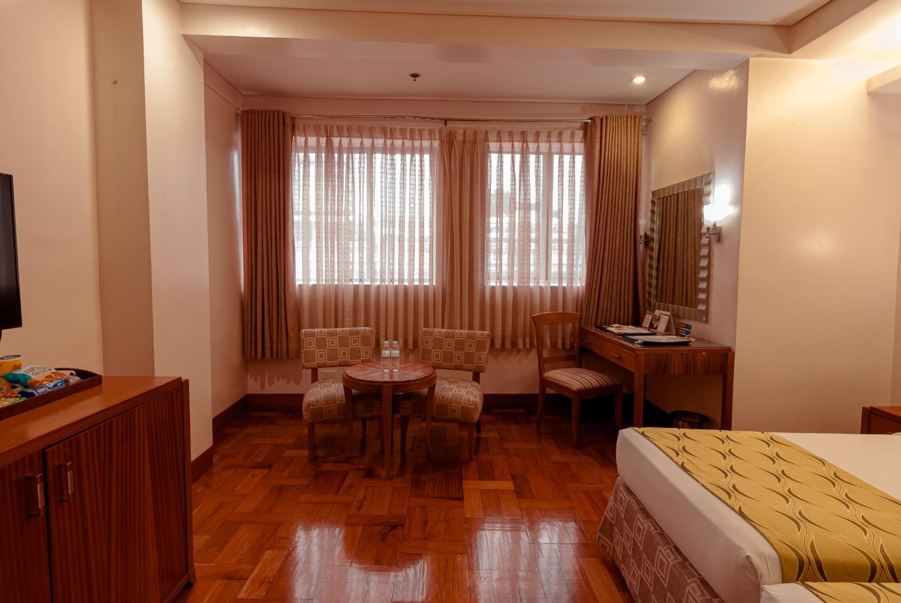 Deluxe Twin Room - Photo 9