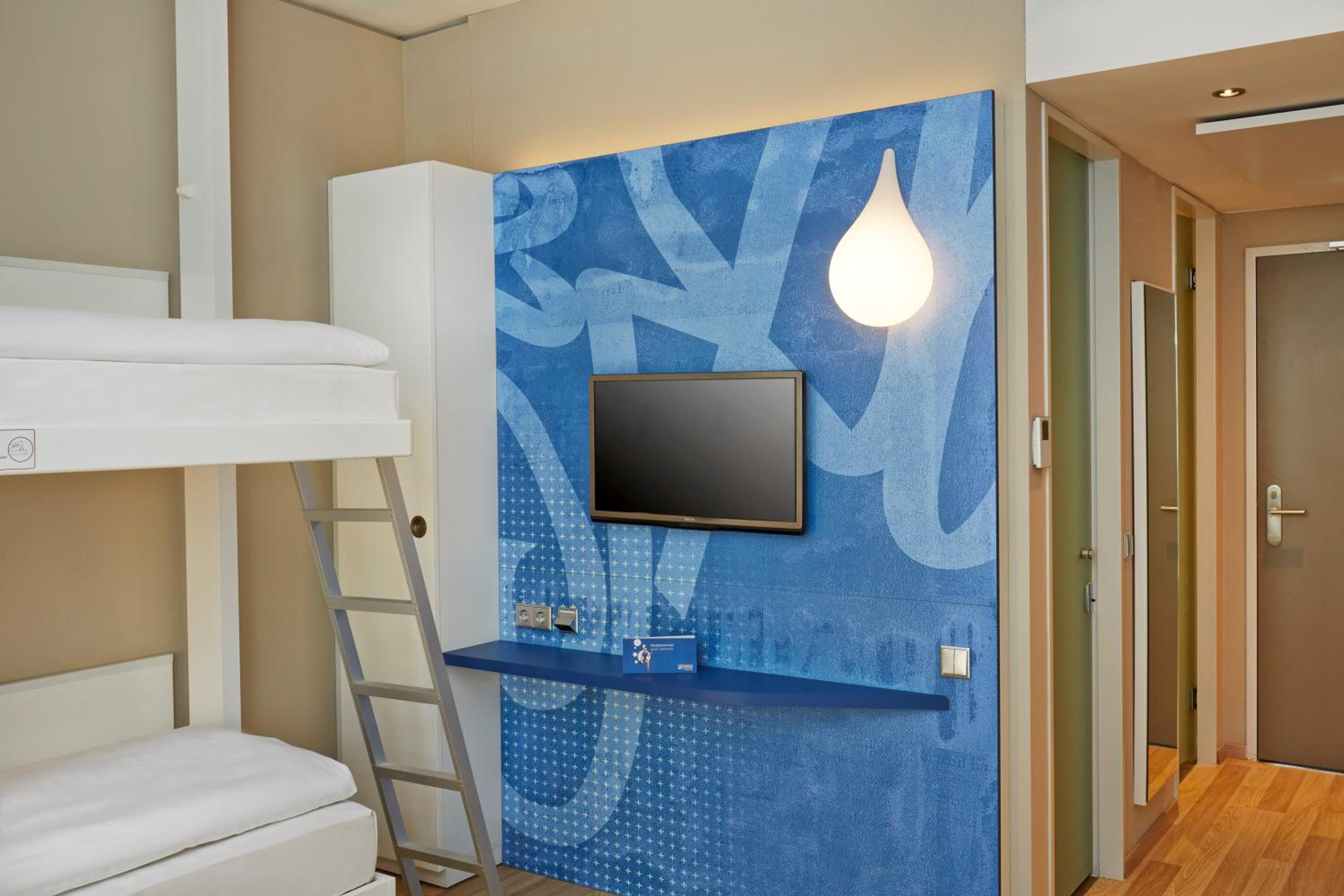 Comfort Quadruple Room - Photo 4