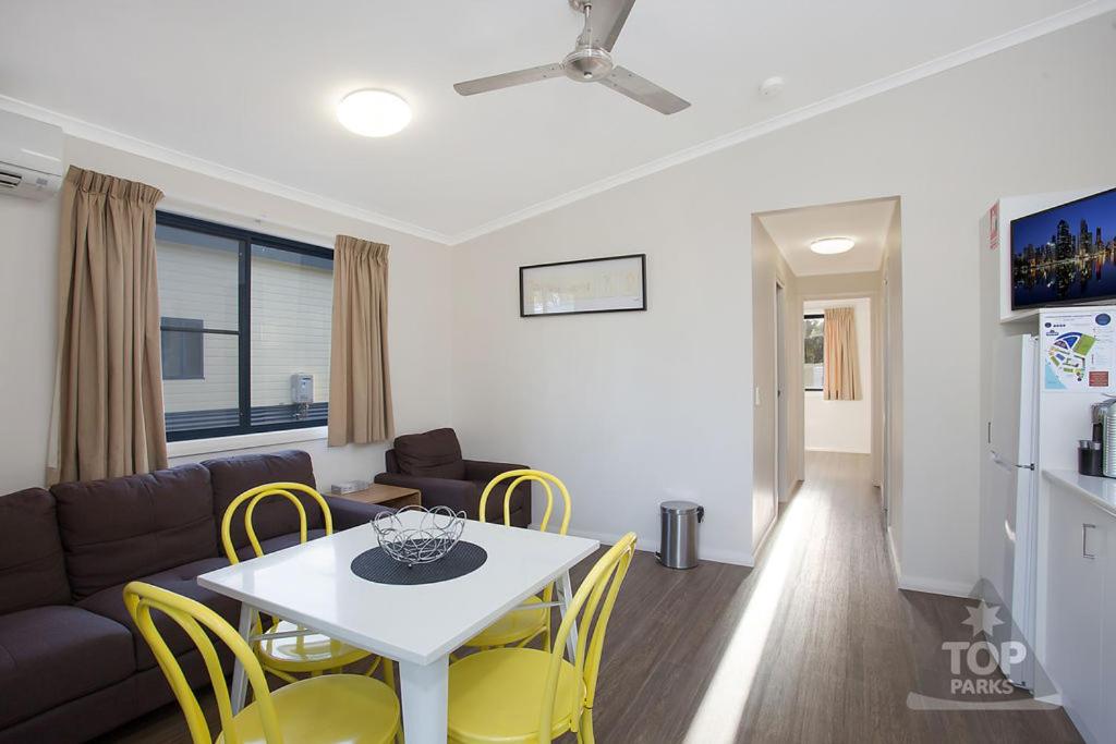 Two-Bedroom Riverfront Villa - No Pets photo 3