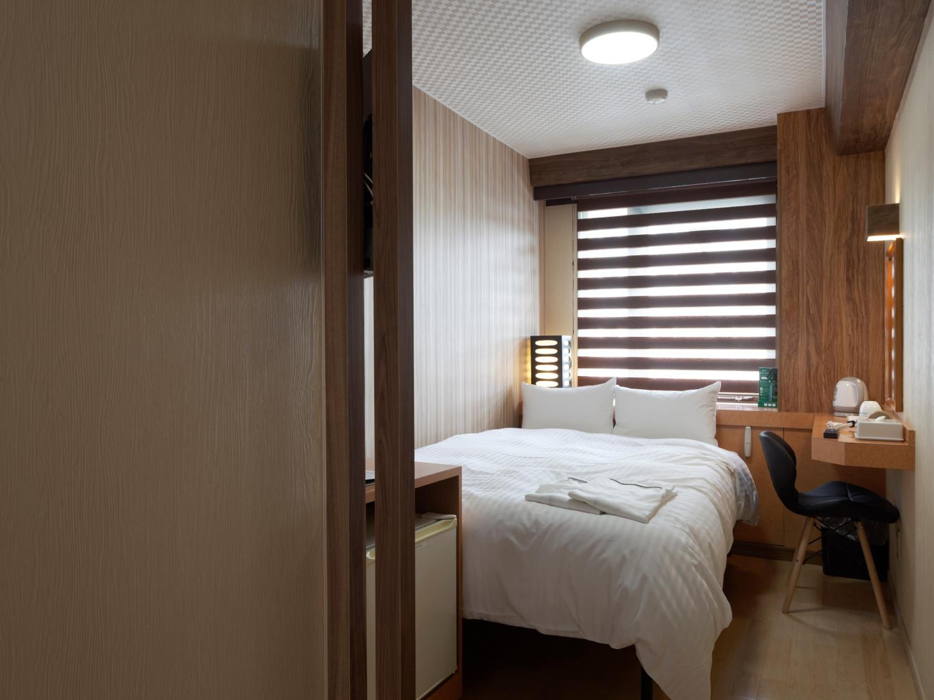 Economy Double Room - Non-Smoking - Photo 5