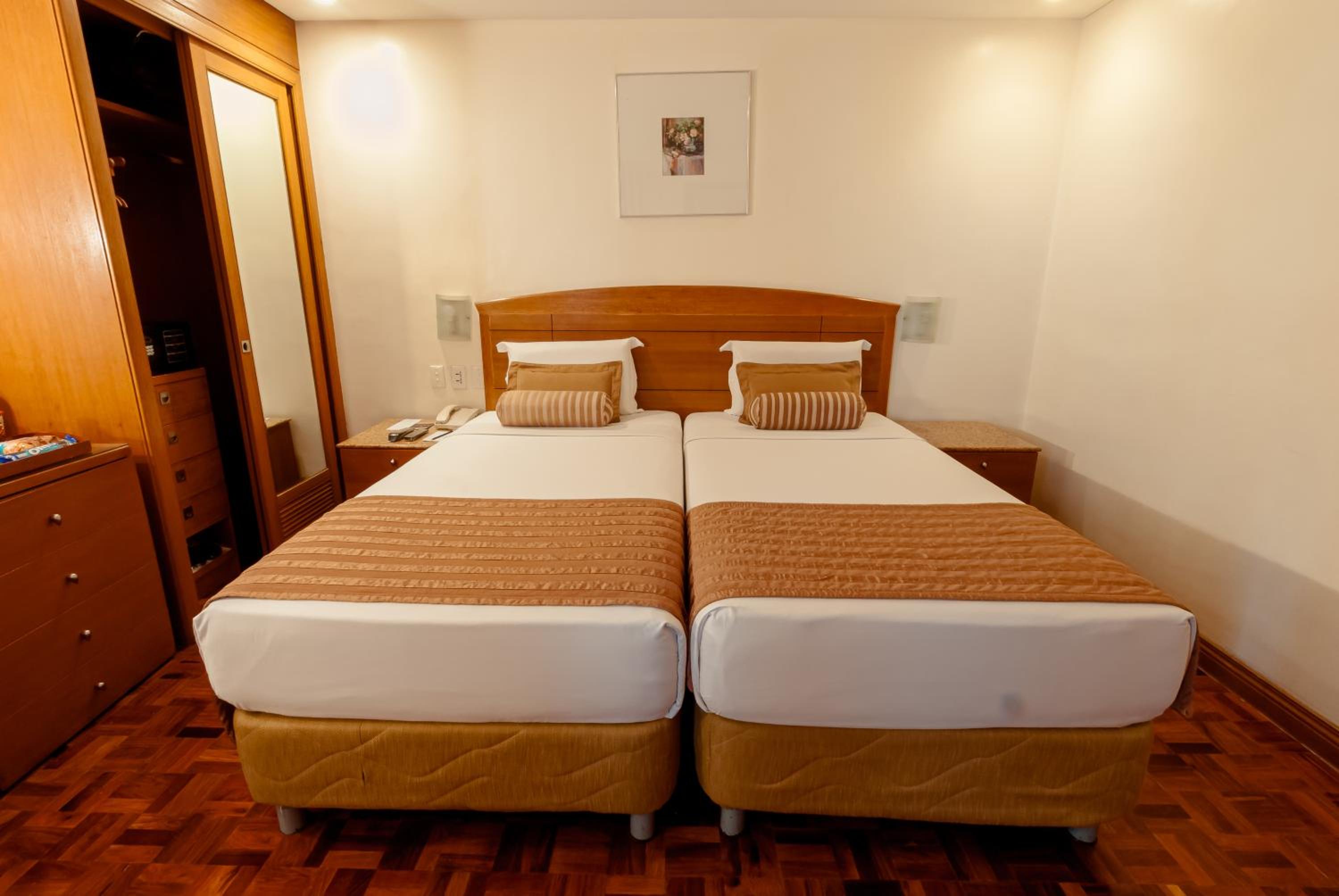 Superior Twin Room - Photo 4