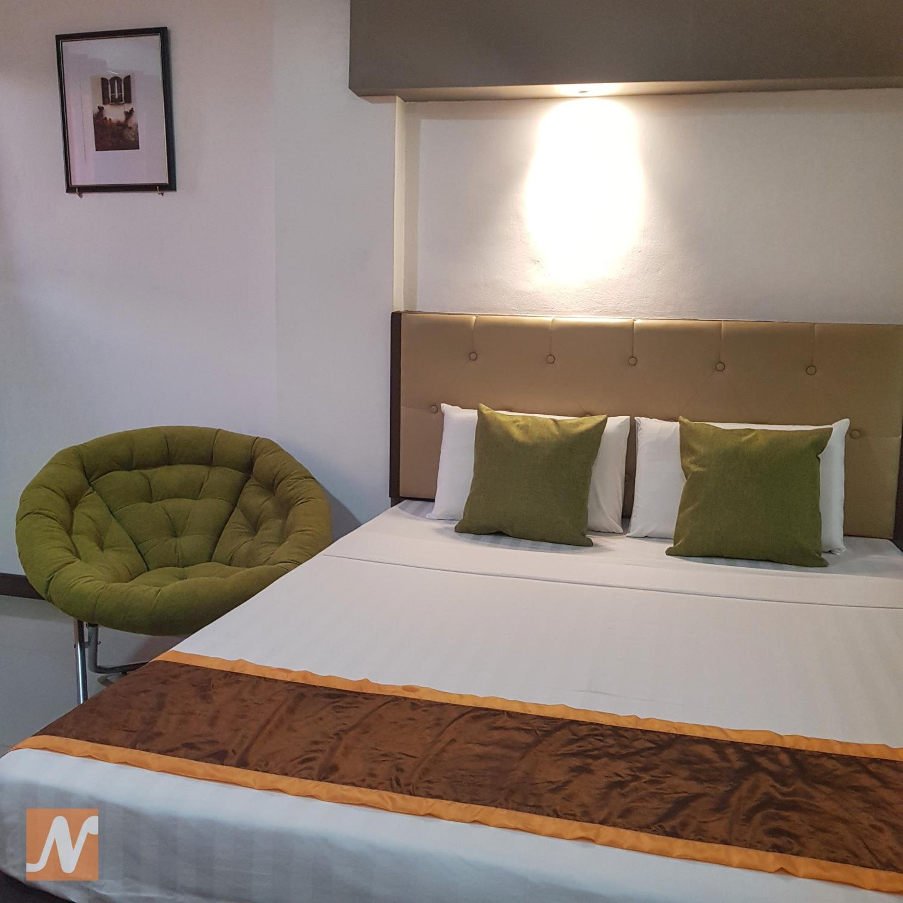 Triple Room with City View - Photo 1