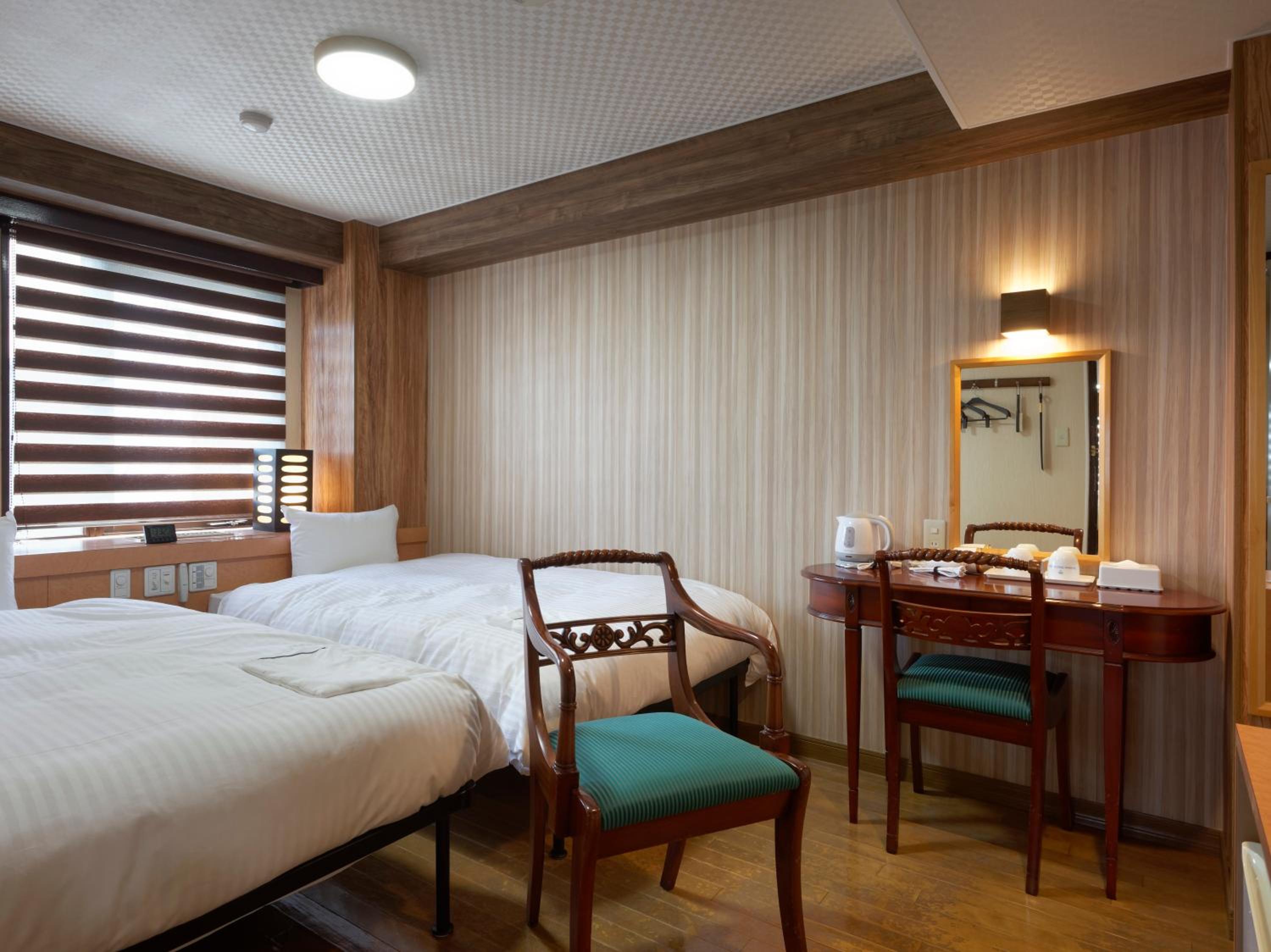 Superior Twin Room - Non-Smoking - Photo 7