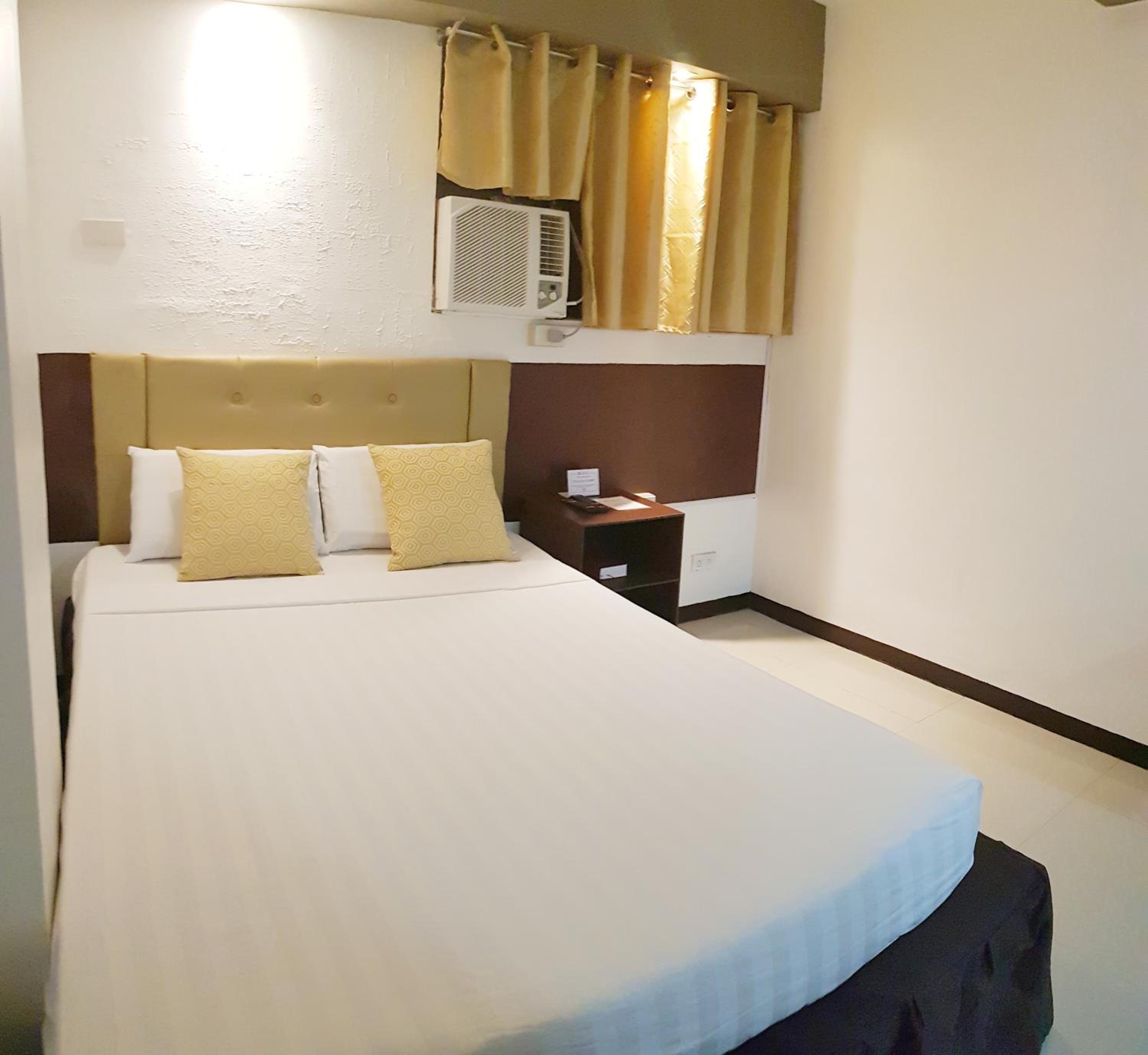 Standard Double Room - Photo 3