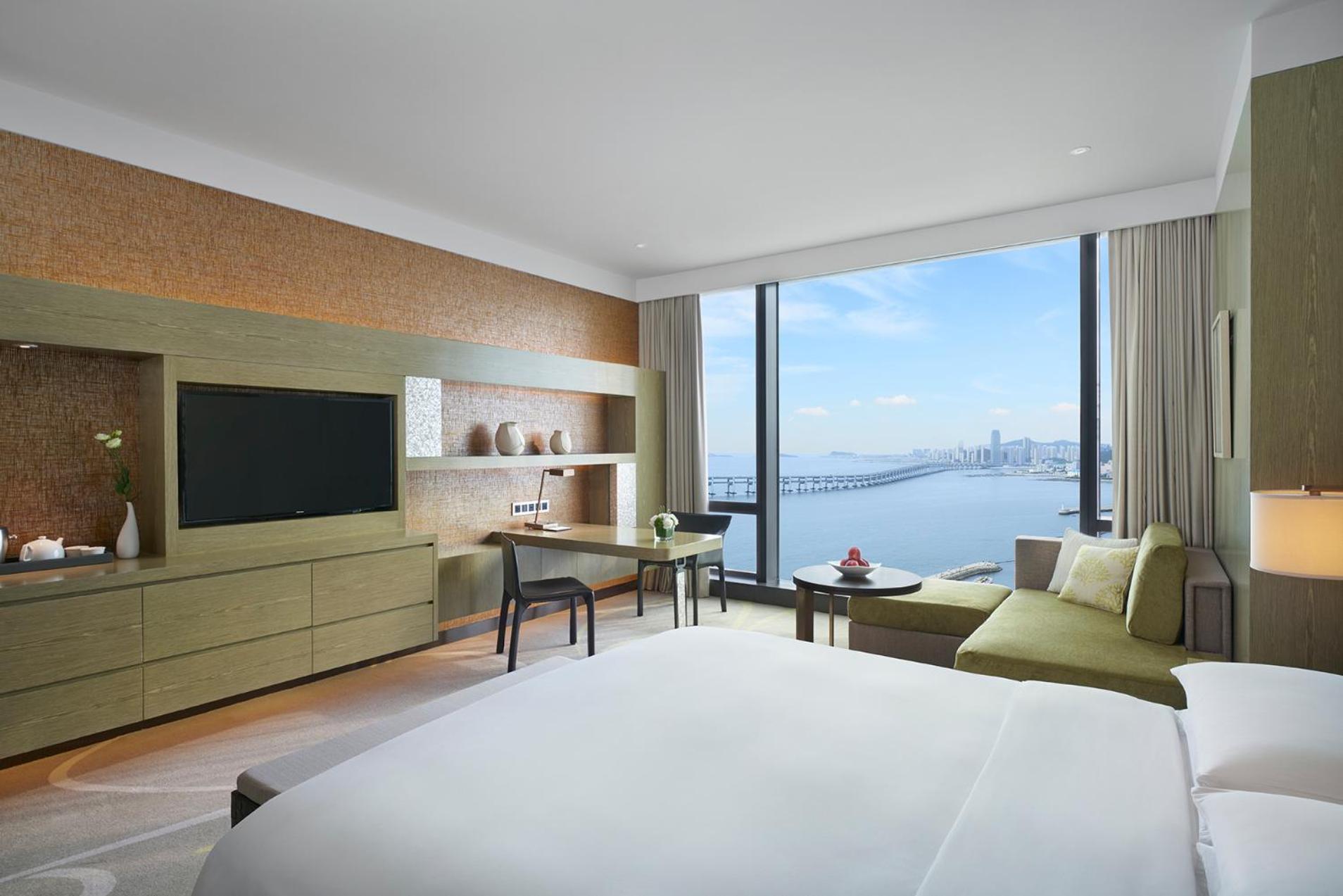 Grand Club King Room