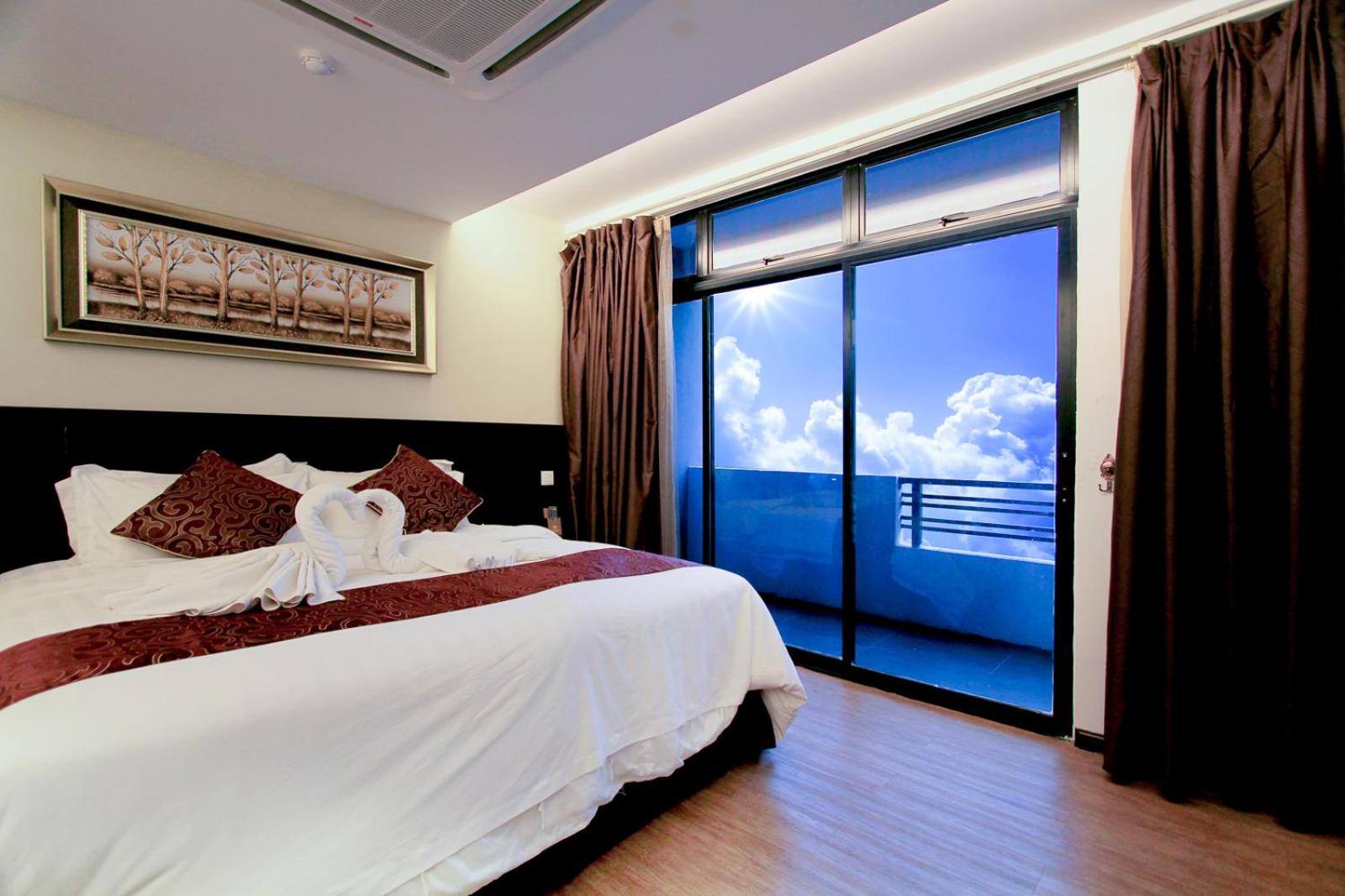 Excutive King Room with Balcony