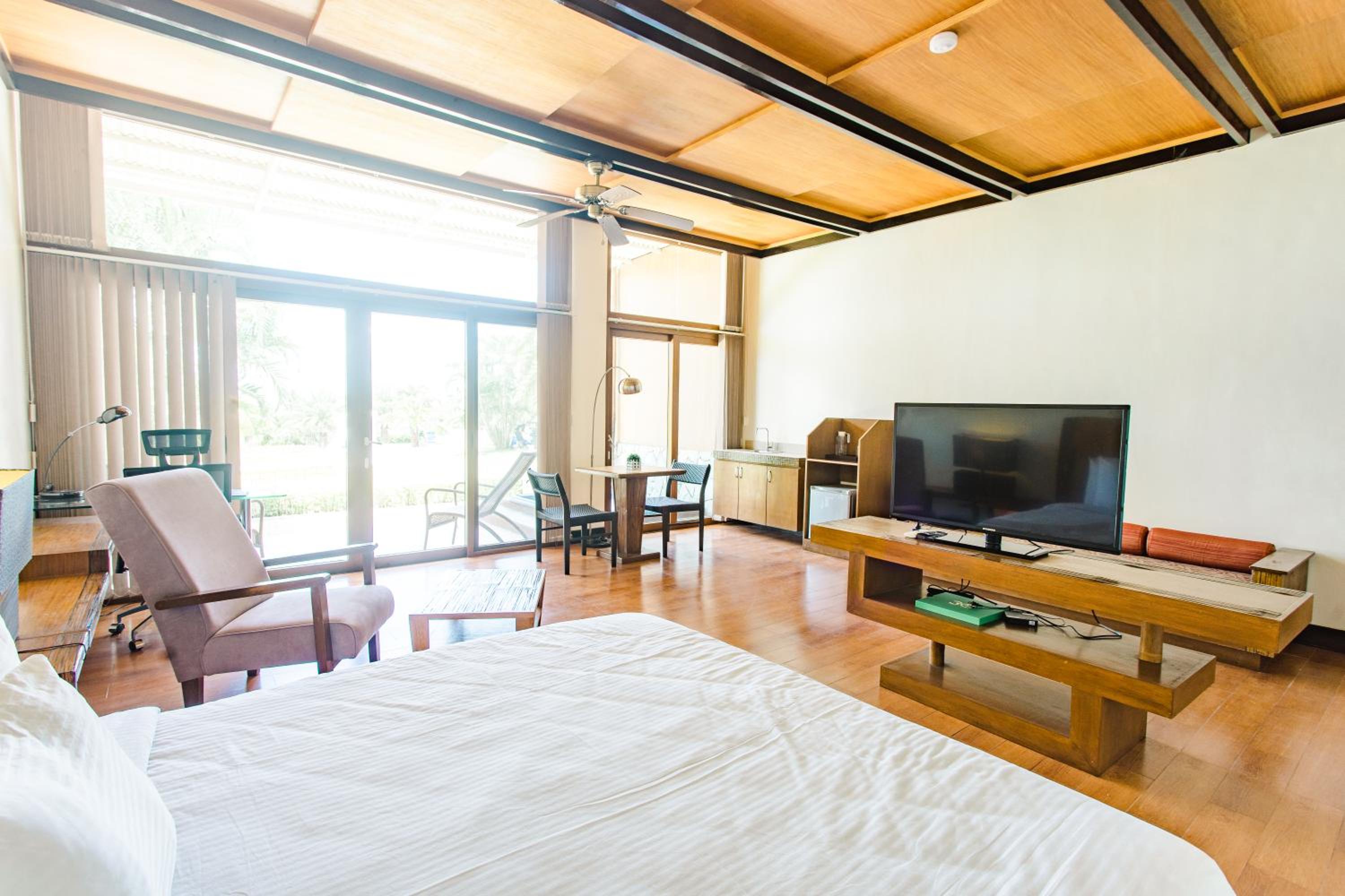 Premium Room - Photo 1