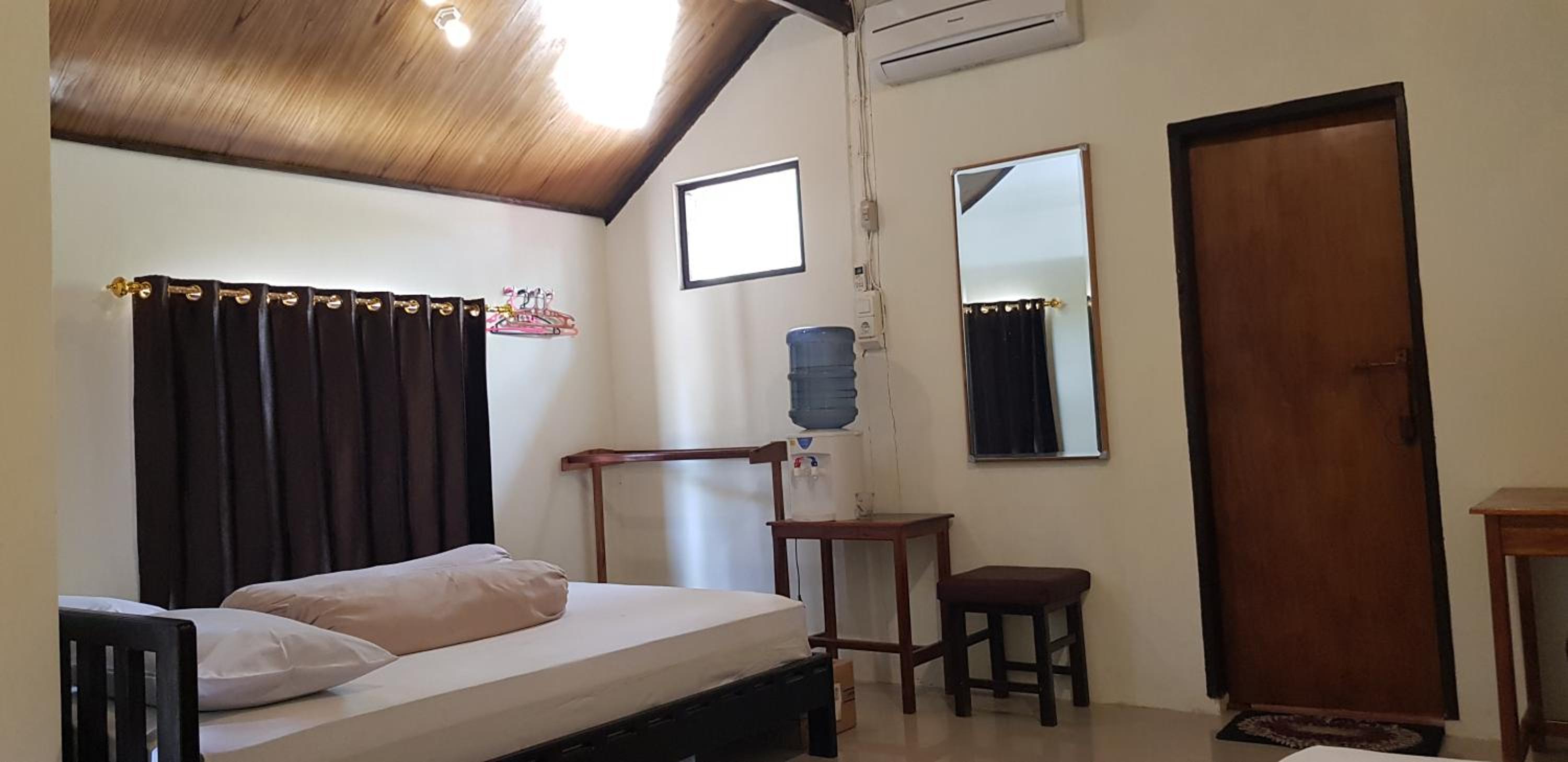 Double Room with Private Bathroom photo 1