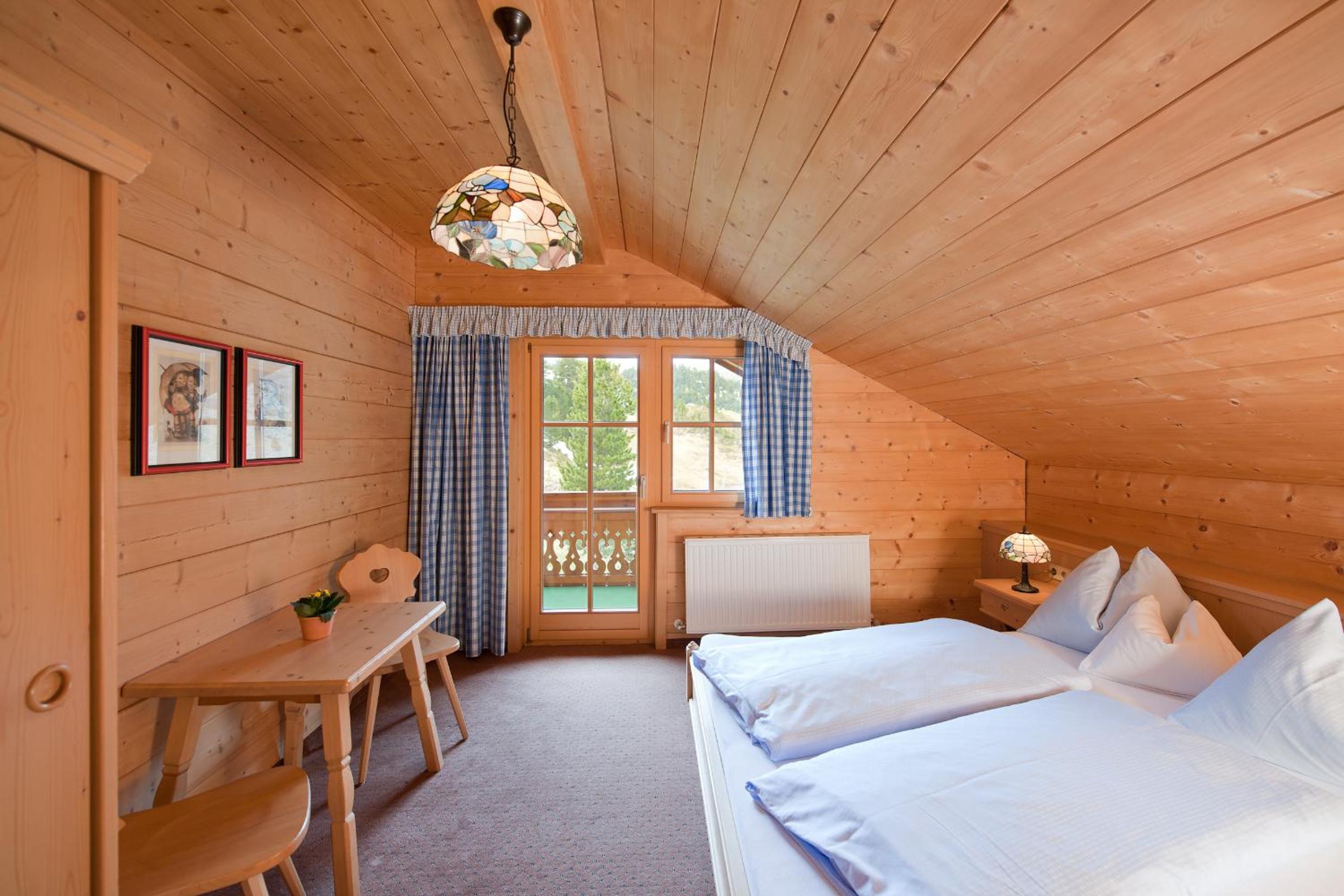 Two-Bedroom Apartment with Balcony - Annex photo 1