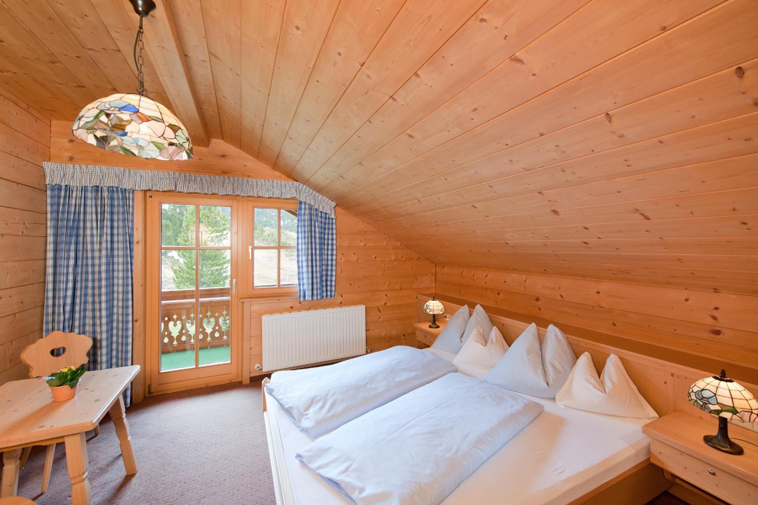 Two-Bedroom Apartment with Balcony - Annex photo 2