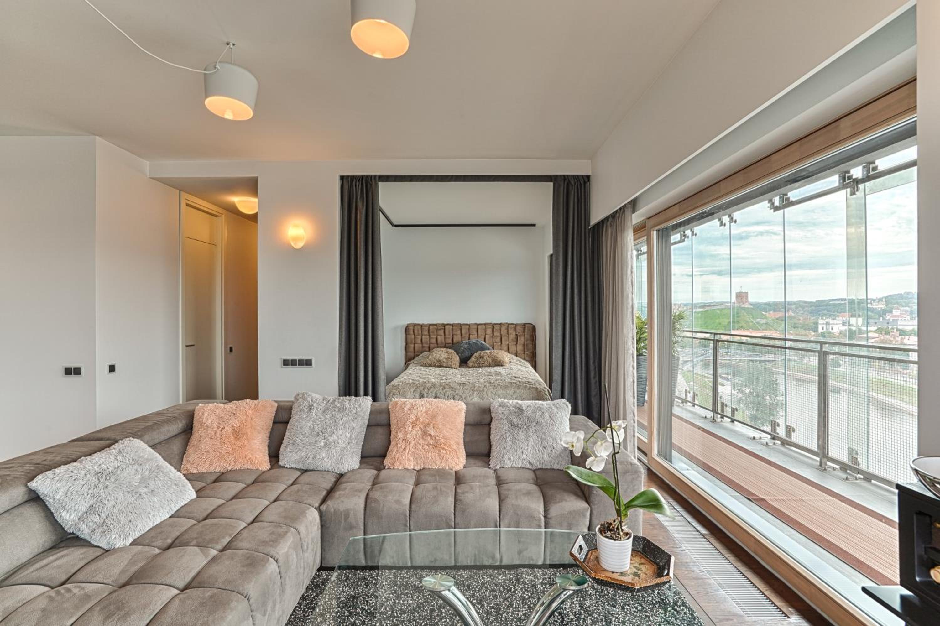 Apartment with Terrace - Photo 13