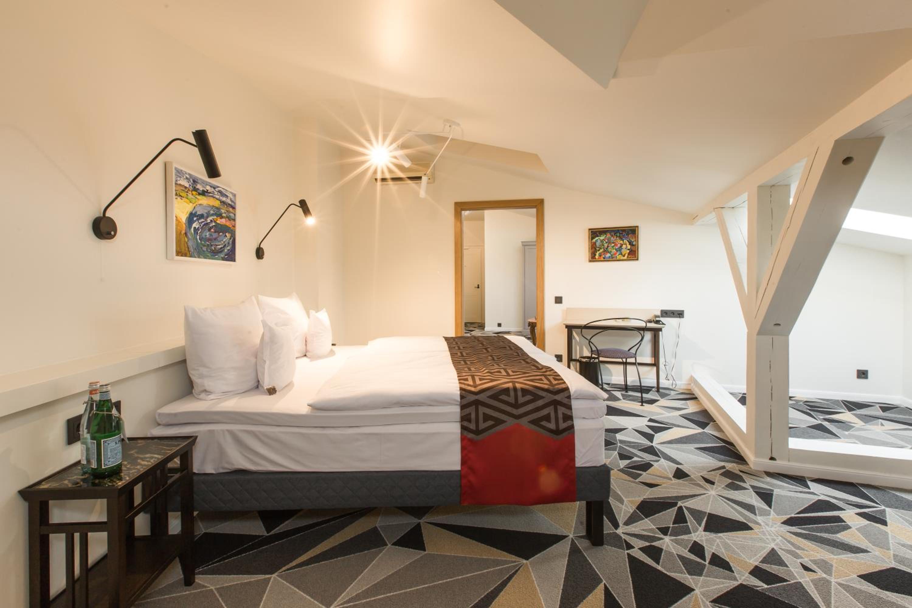 Loft - Photo 8