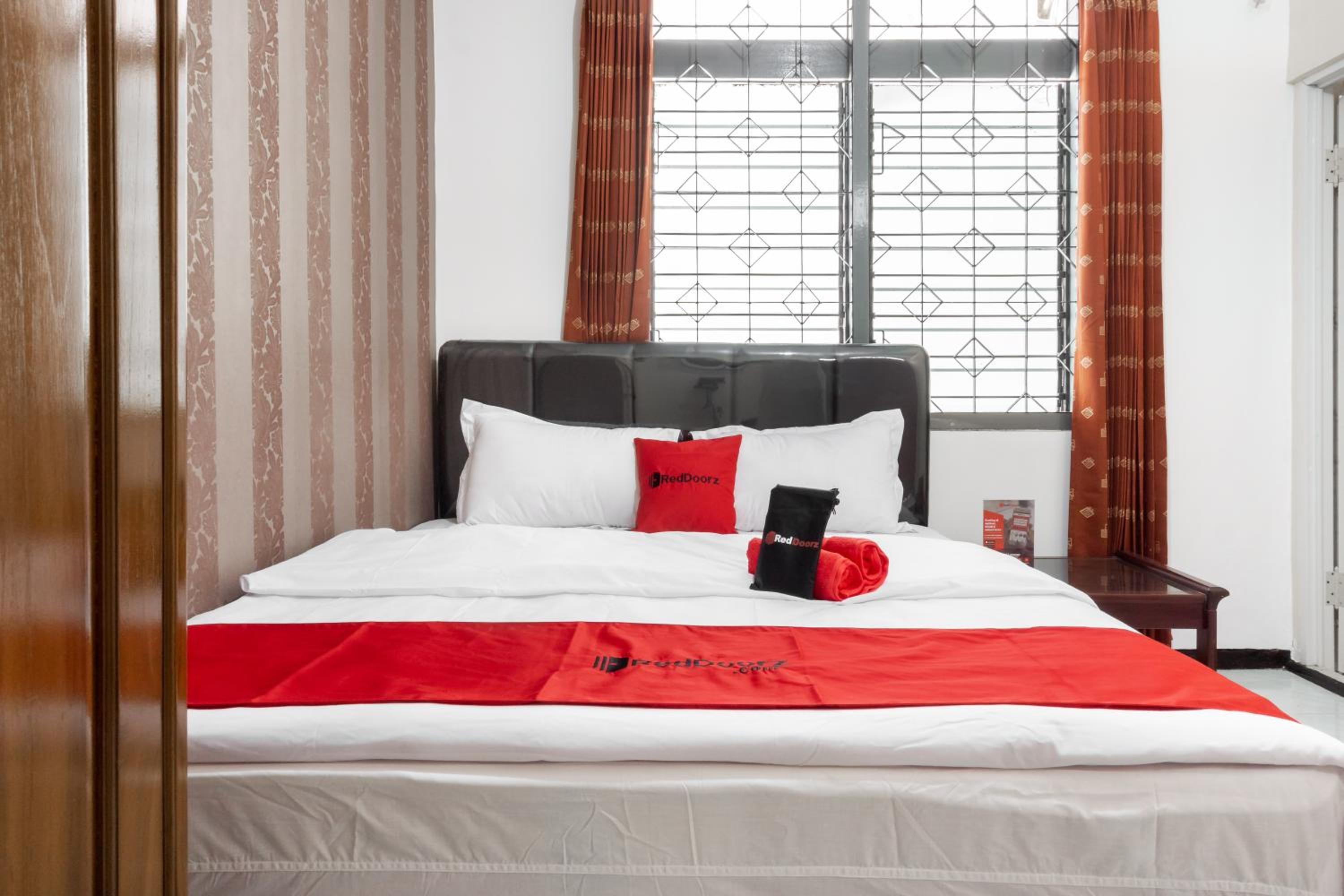 Double Room - Photo 2