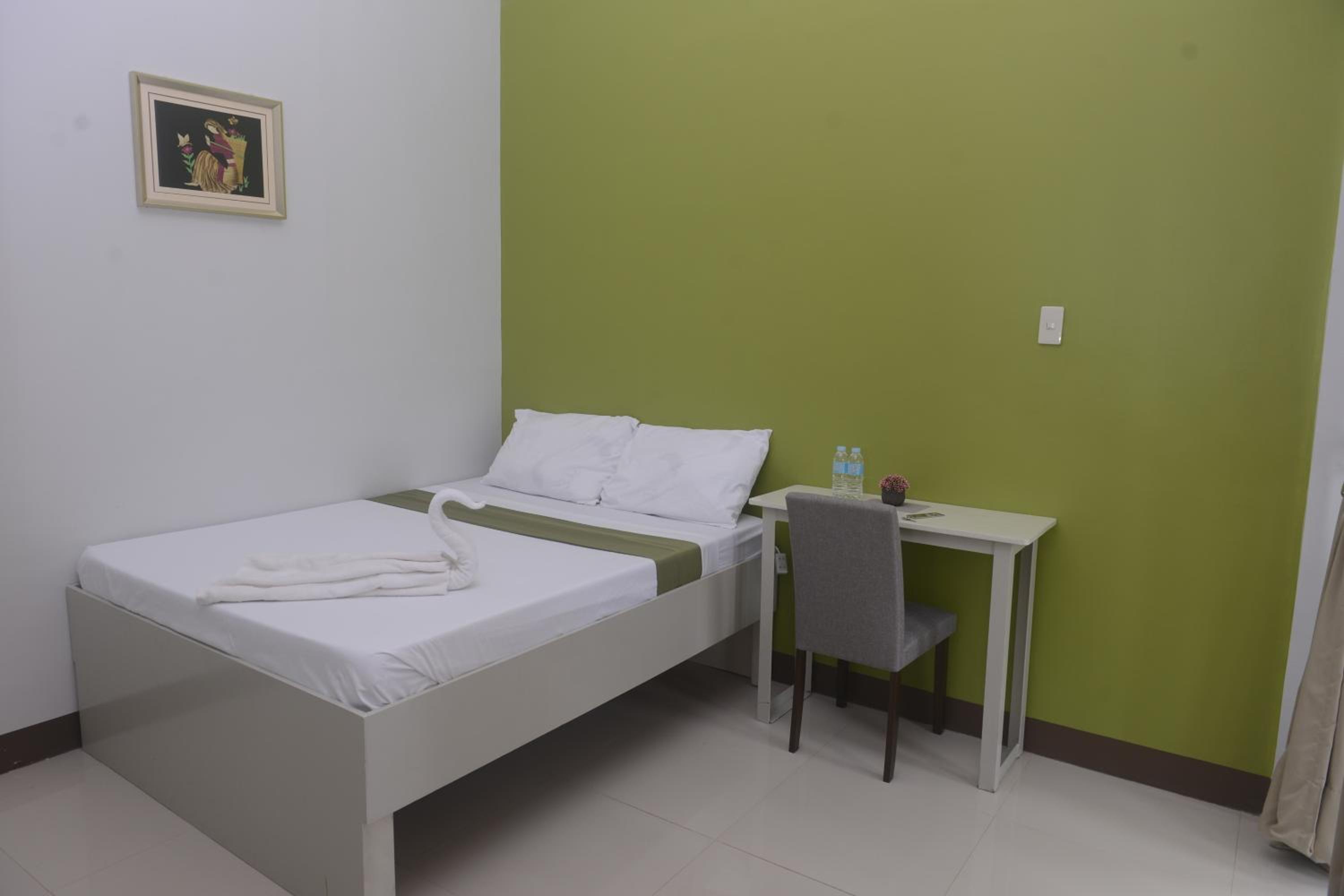 Queen Room - Photo 4