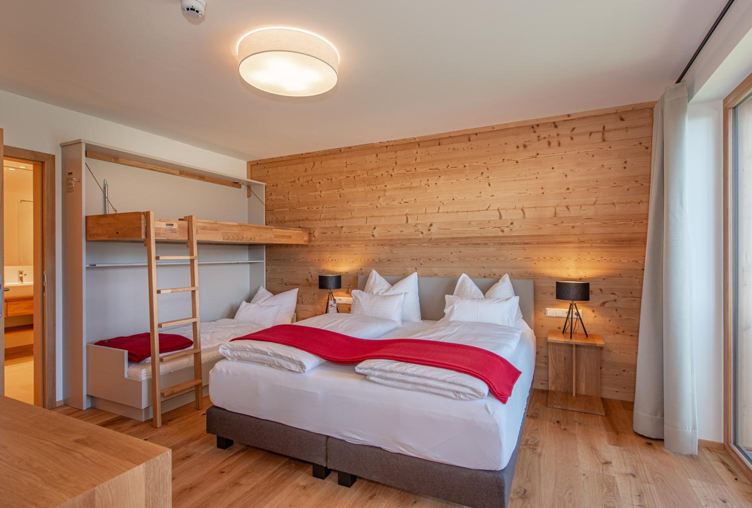 Deluxe Apartment with two balconies and panoramic view photo 3