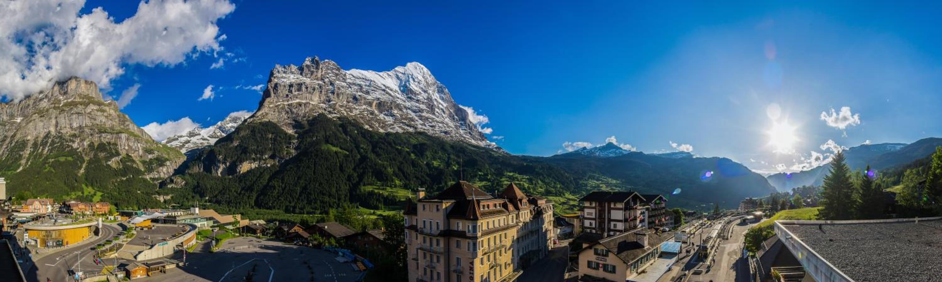 Panoramic Suite Eiger view - Photo 3