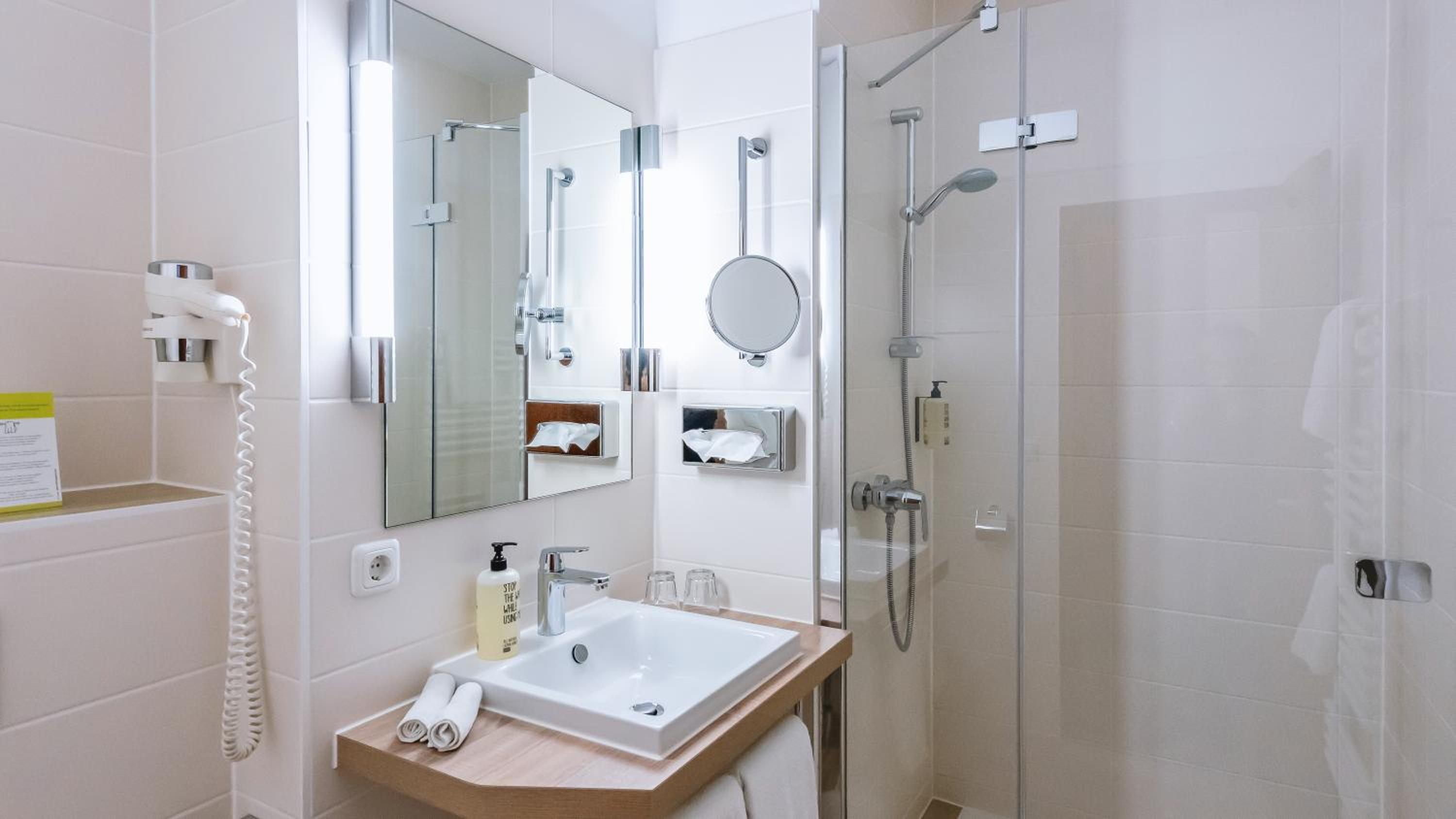 Double Room - Photo 3
