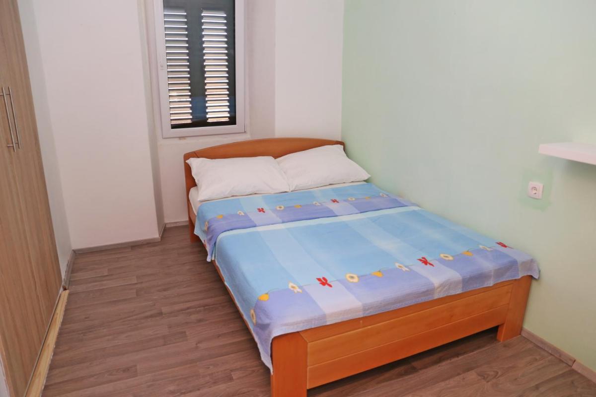 Four-Bedroom House photo 3